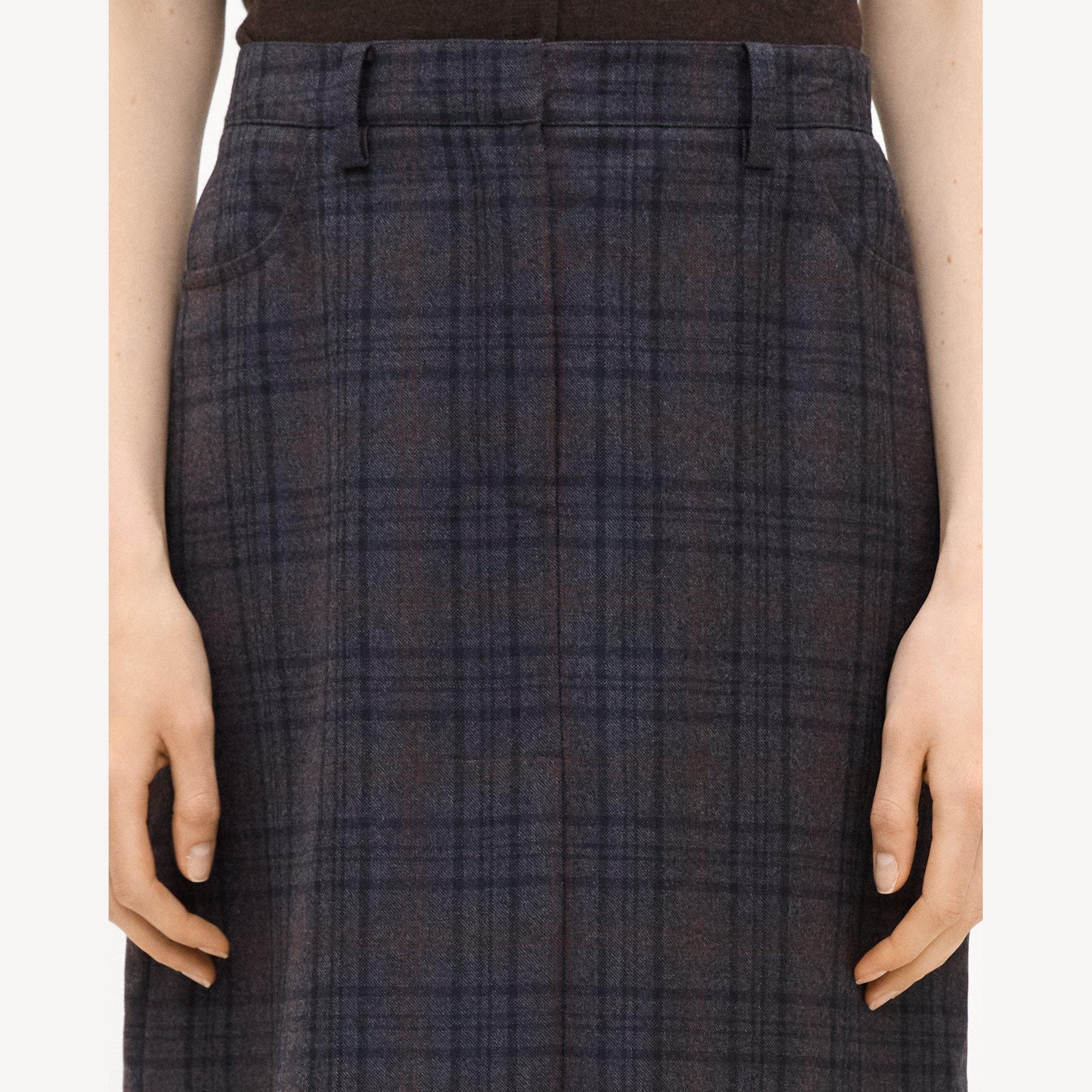 Vented Maxi Skirt in Plaid Sleek Flannel