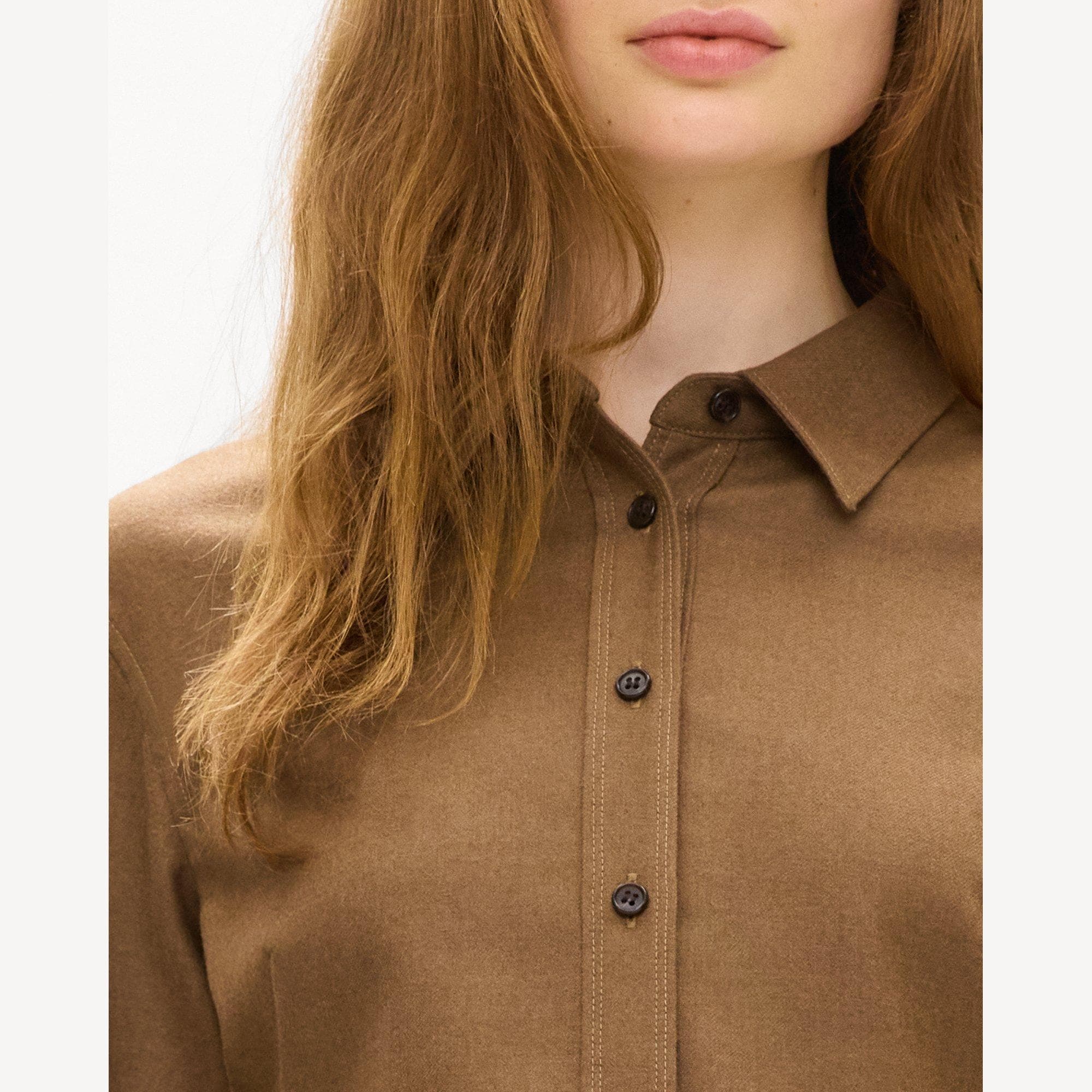 Cutaway Shirt in Sleek Flannel