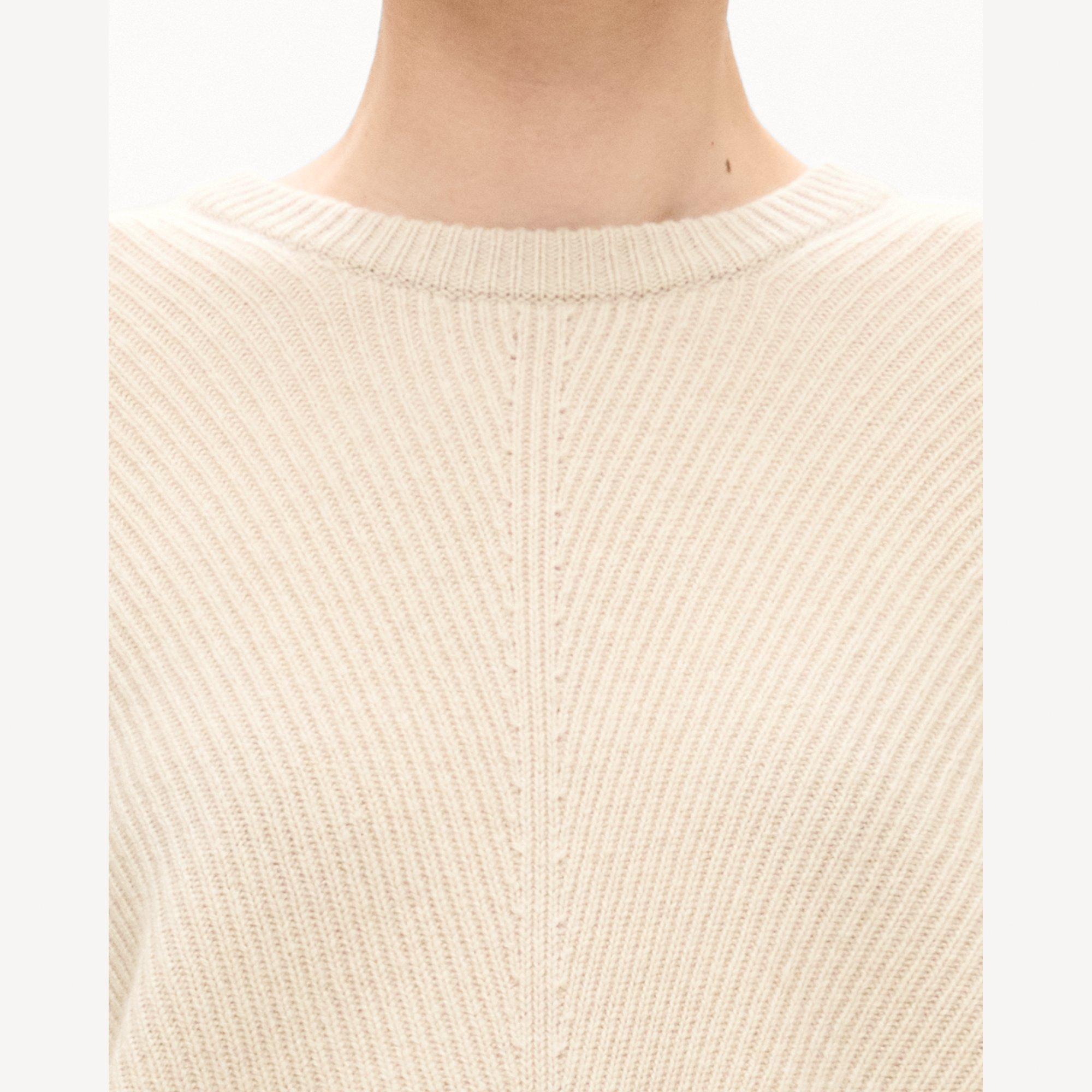 Textured Crewneck Sweater in Cashmere