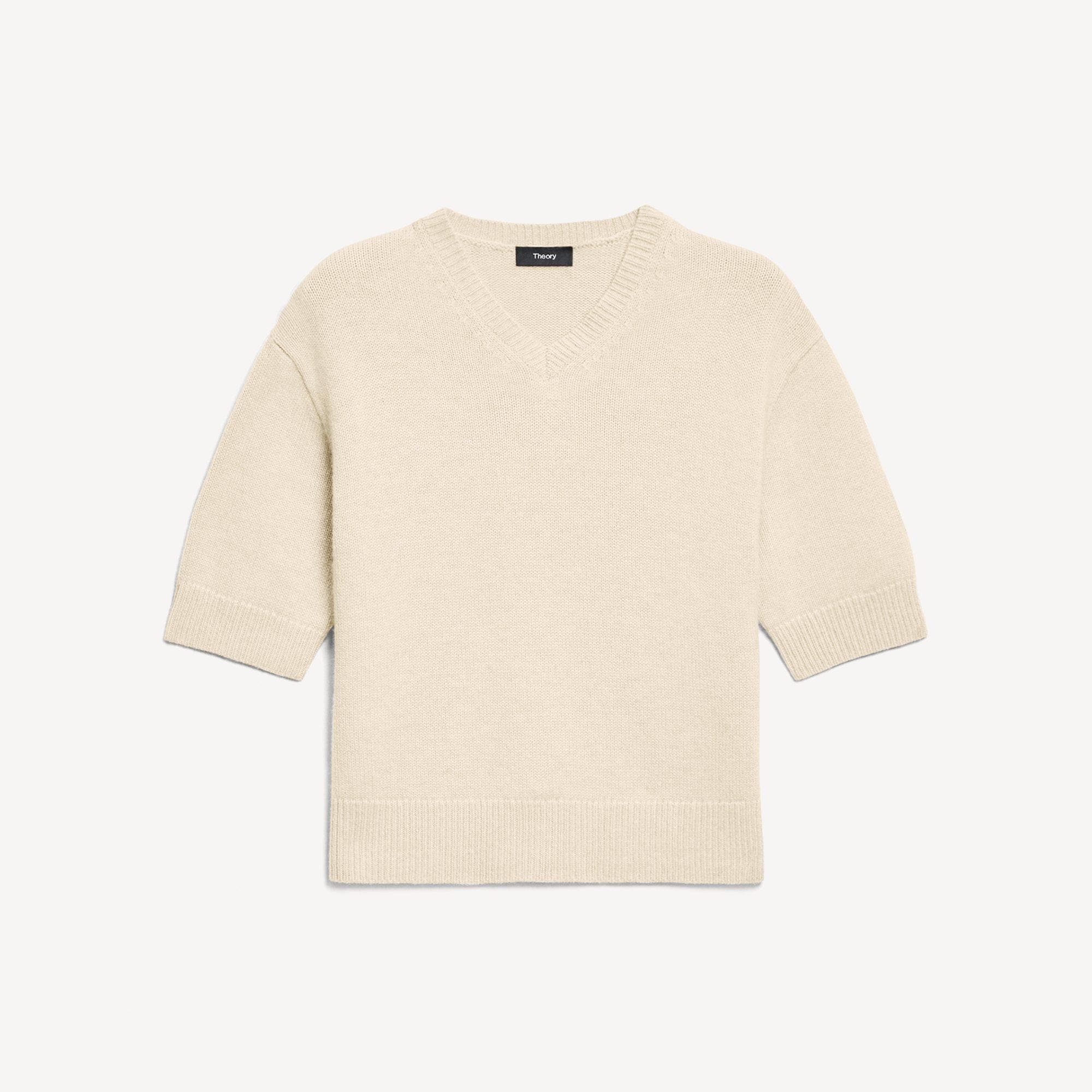 Cropped V-Neck Tee in Cashmere