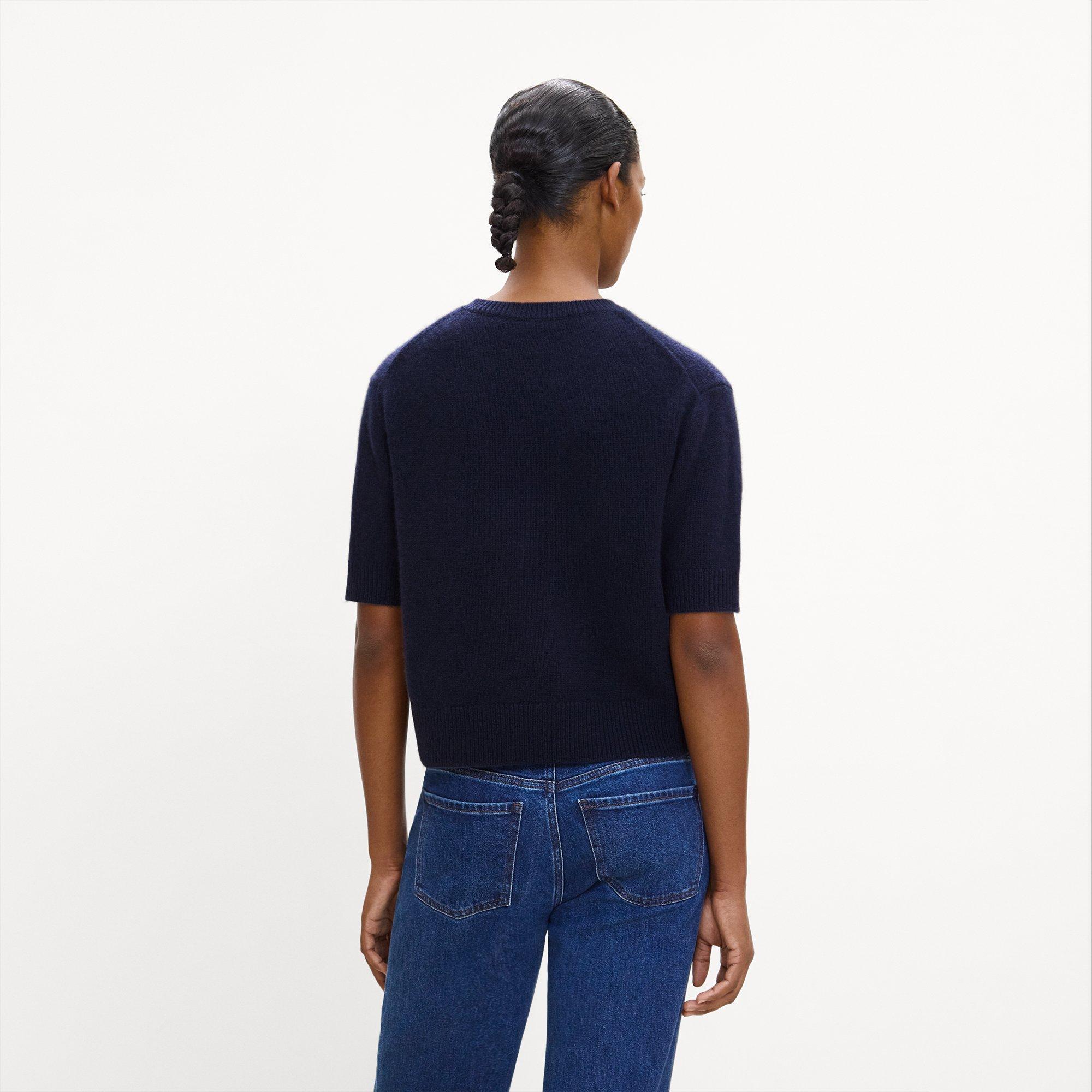 Cropped V-Neck Tee in Cashmere