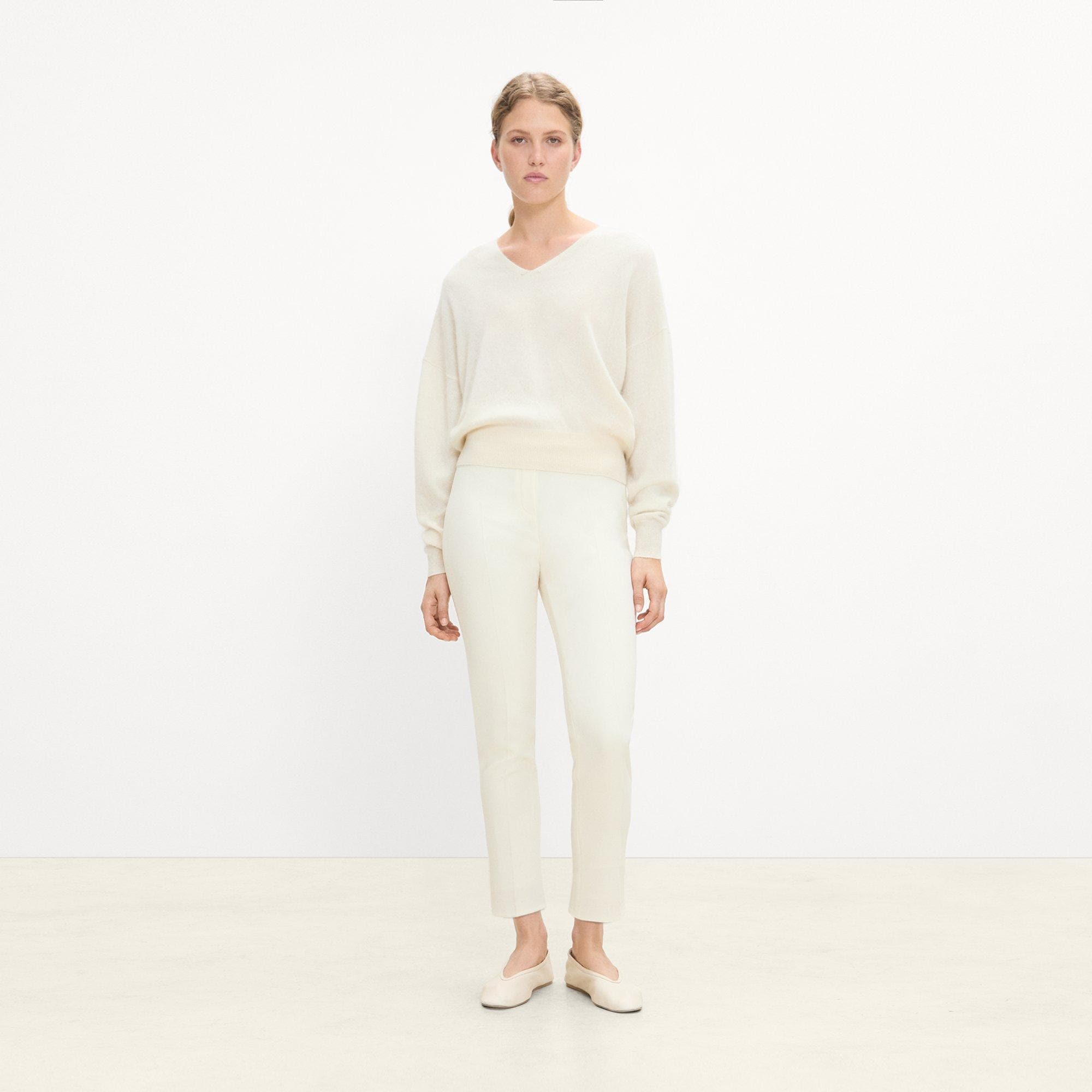 Relaxed V-Neck Sweater in Cashmere