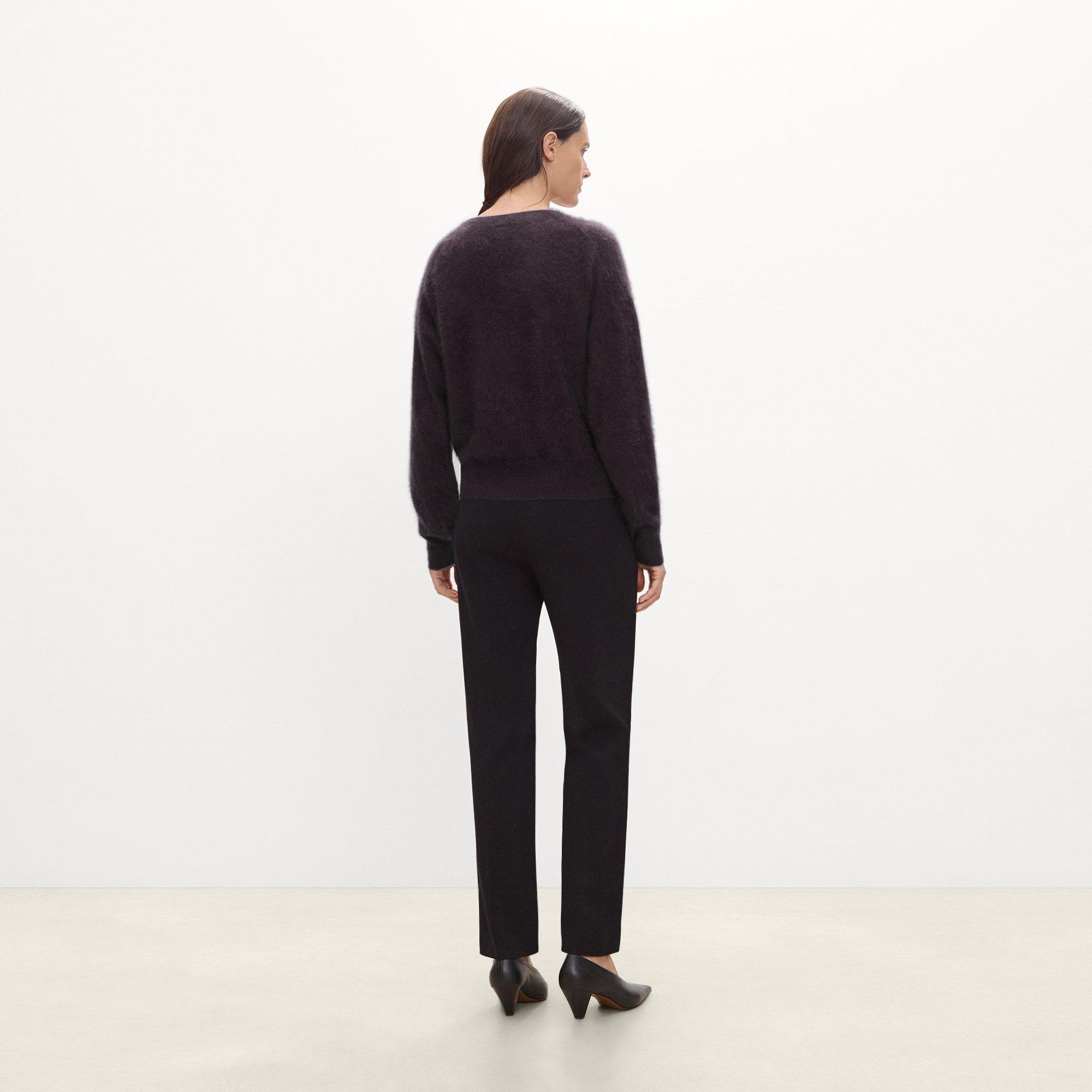 Relaxed V-Neck Sweater in Cashmere