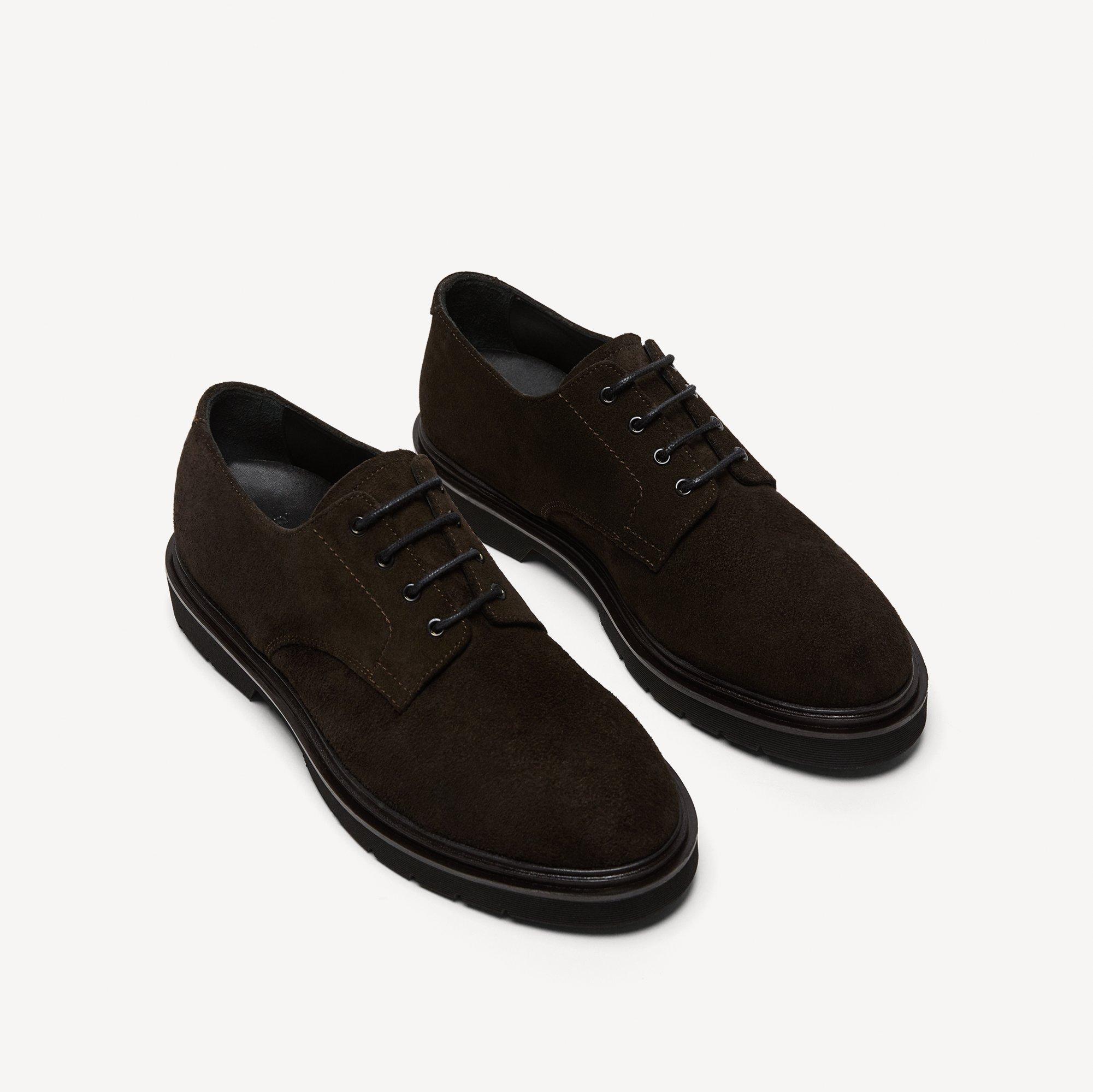 Derby Shoe in Suede