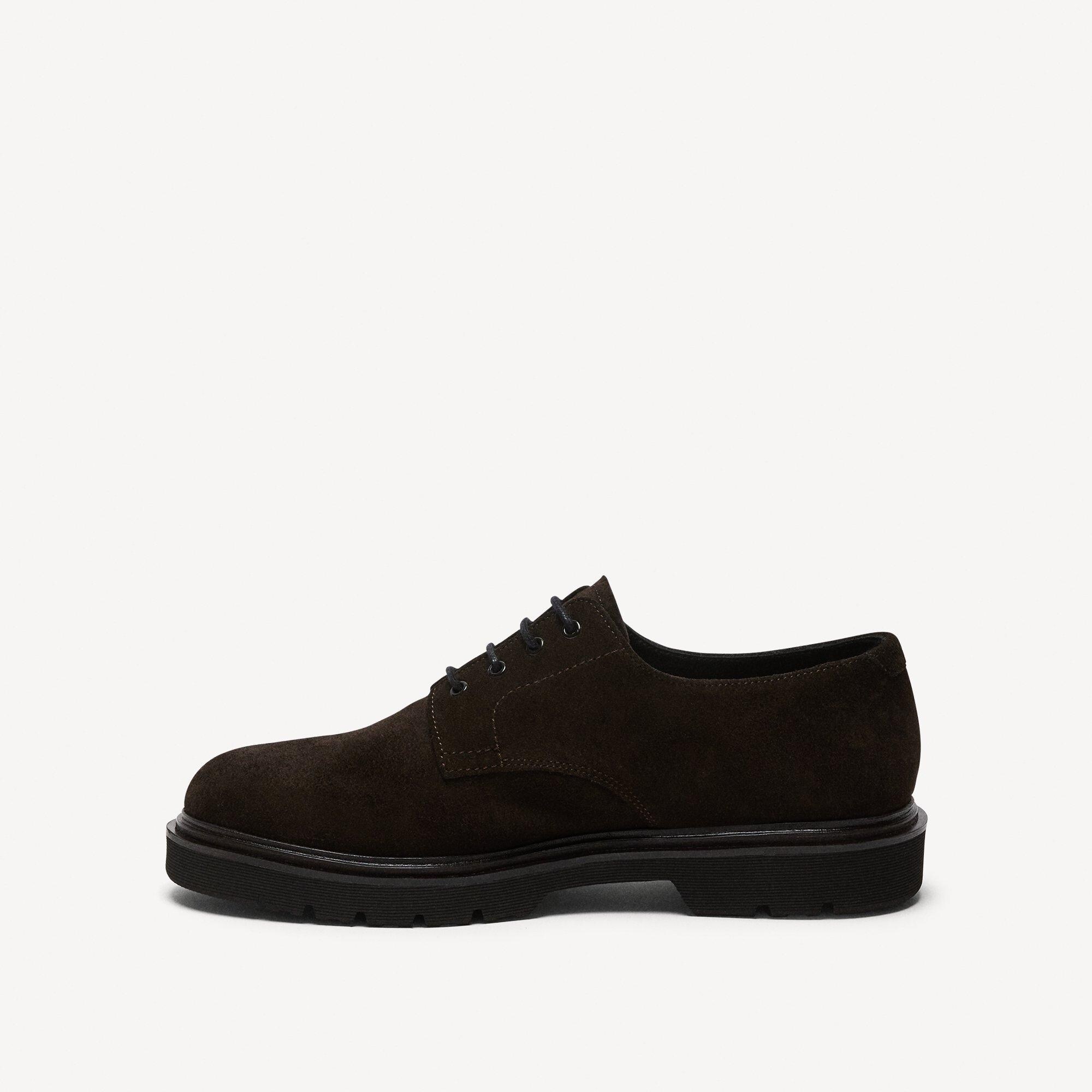 Derby Shoe in Suede