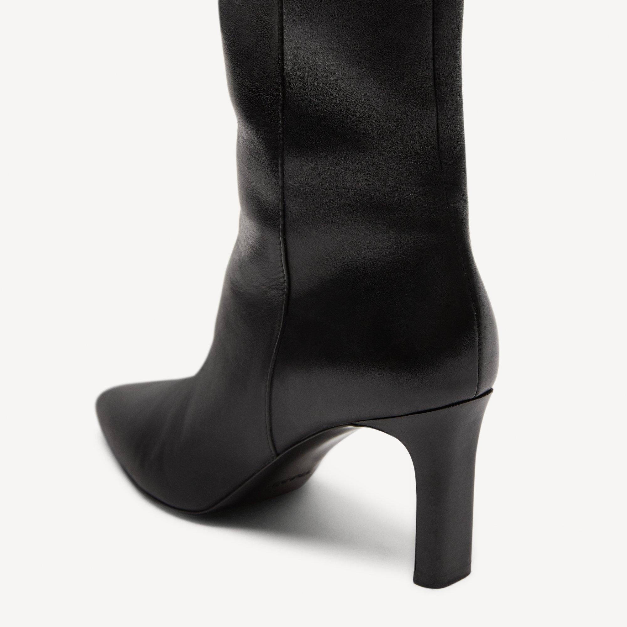 Ainsle Tall Boot in Smooth Leather