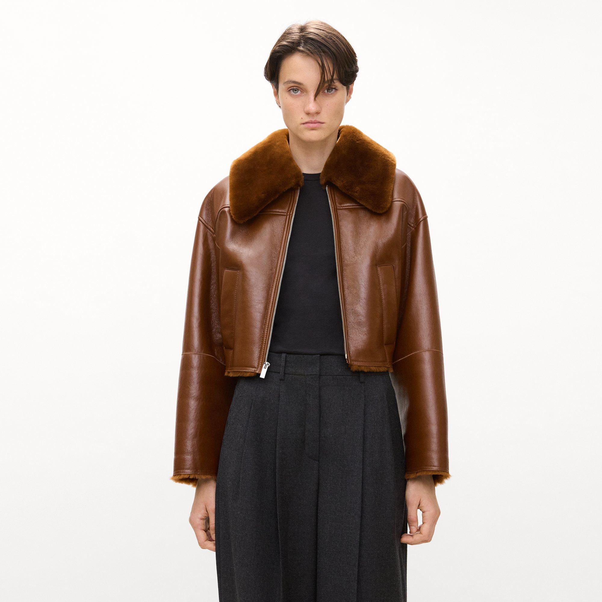 Cropped Jacket in Shearling