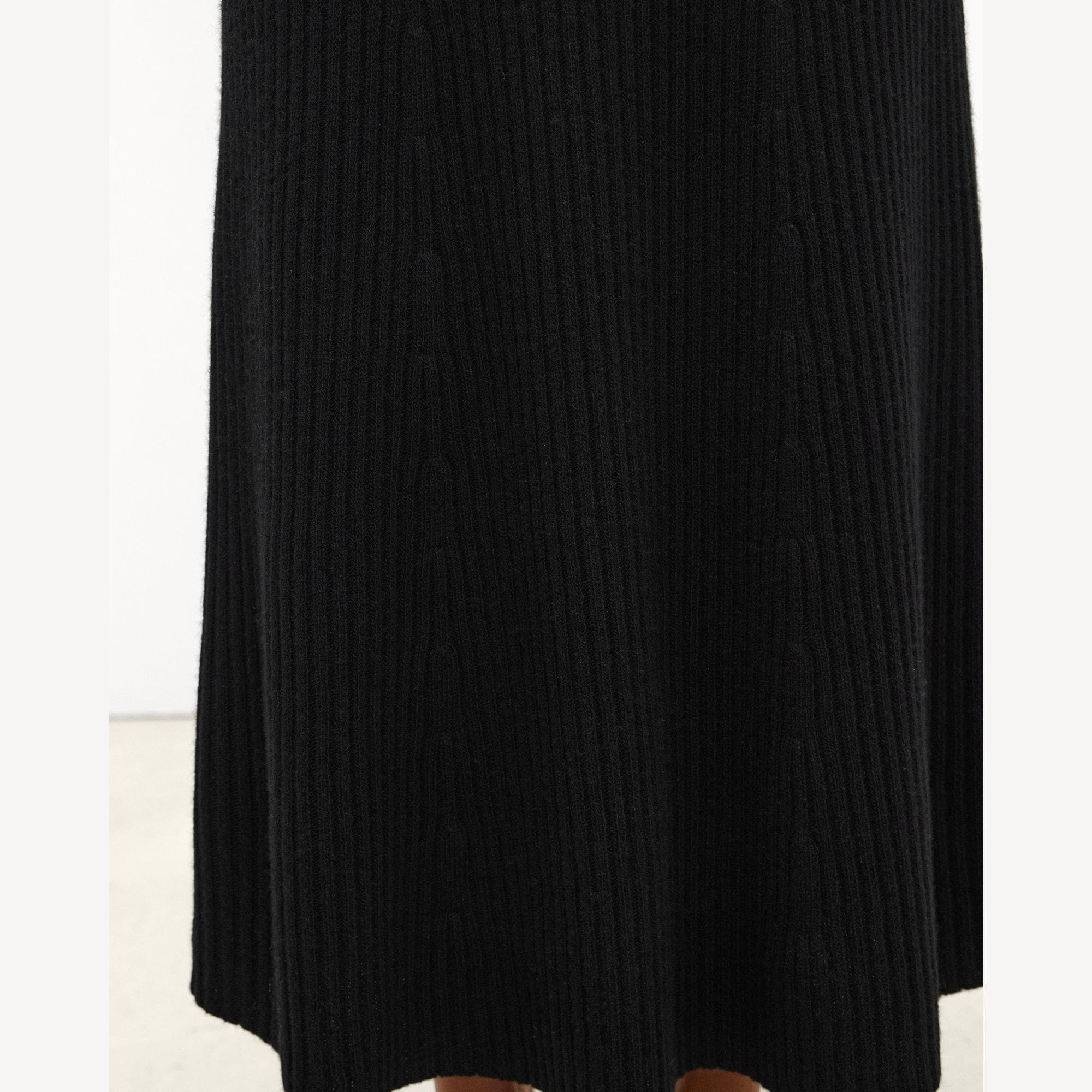 Ribbed Skirt in Felted Wool-Cashmere