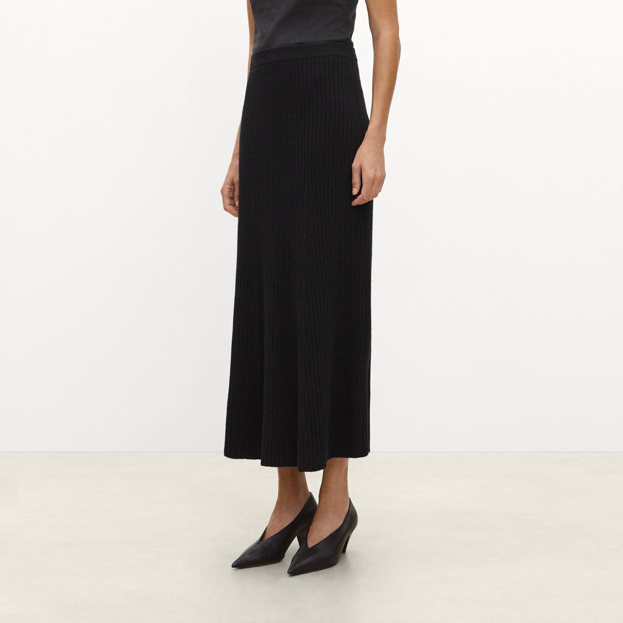 Ribbed Skirt in Felted Wool-Cashmere