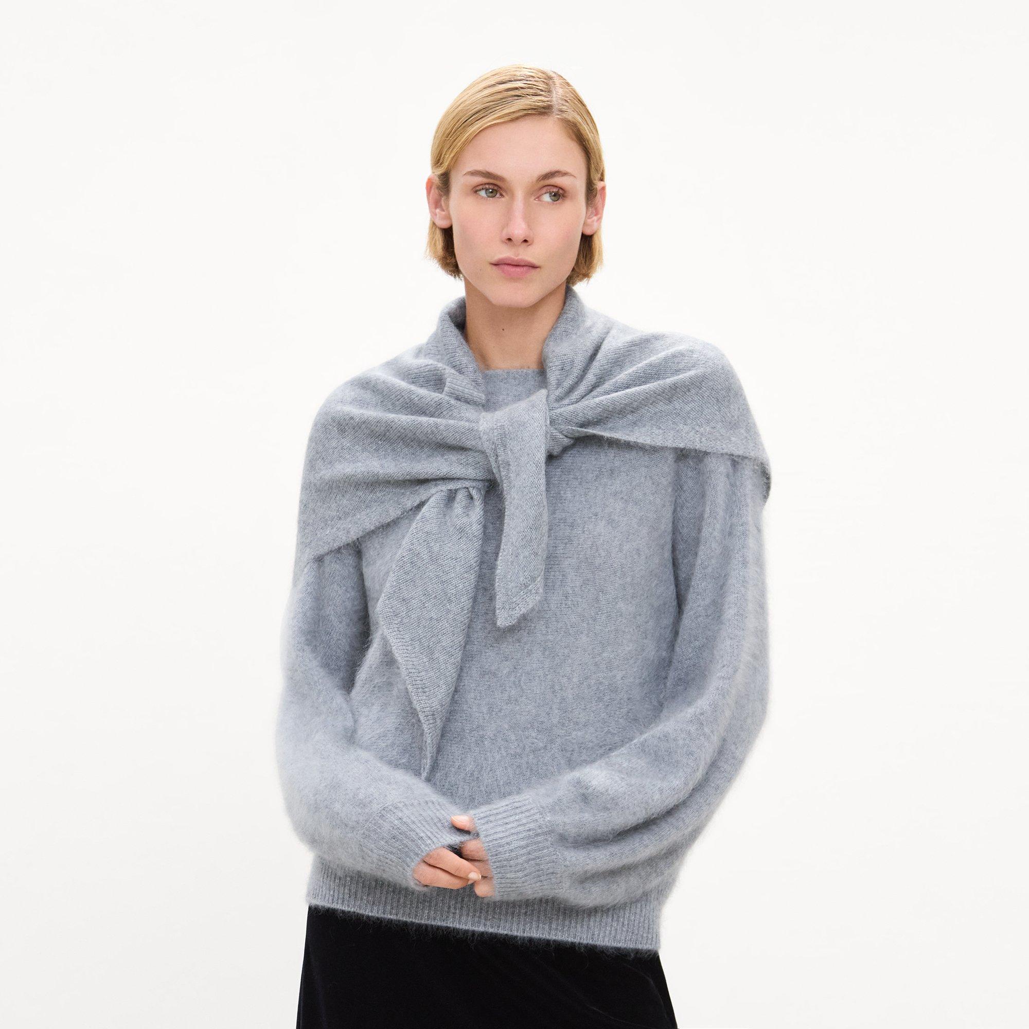 Brushed Triangle Scarf in Brushed Wool-Cashmere