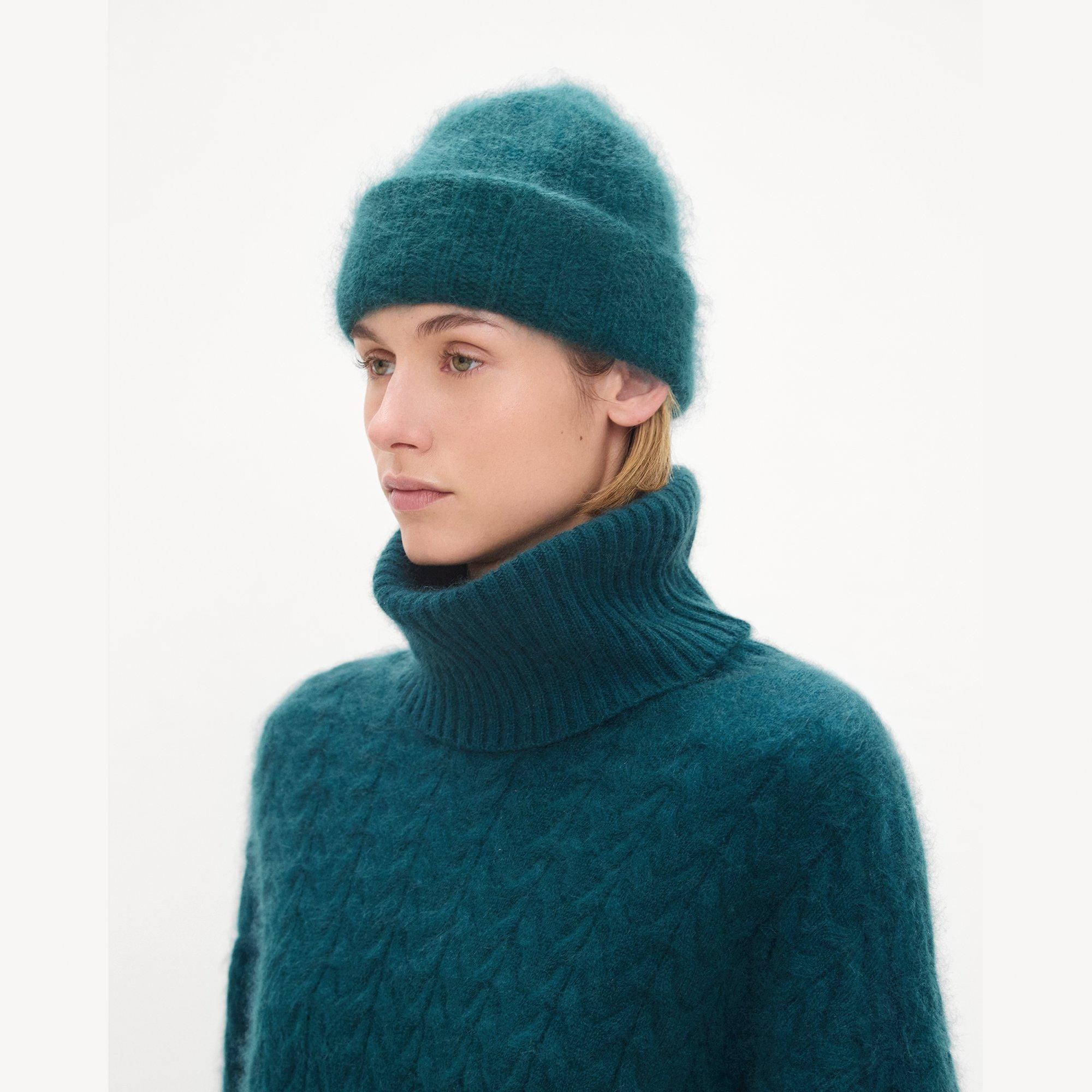 Ribbed Beanie in Brushed Wool-Cashmere