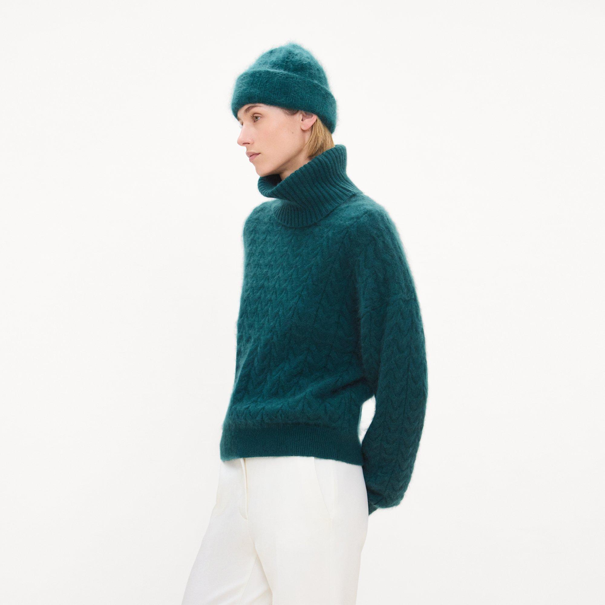 Ribbed Beanie in Brushed Wool-Cashmere