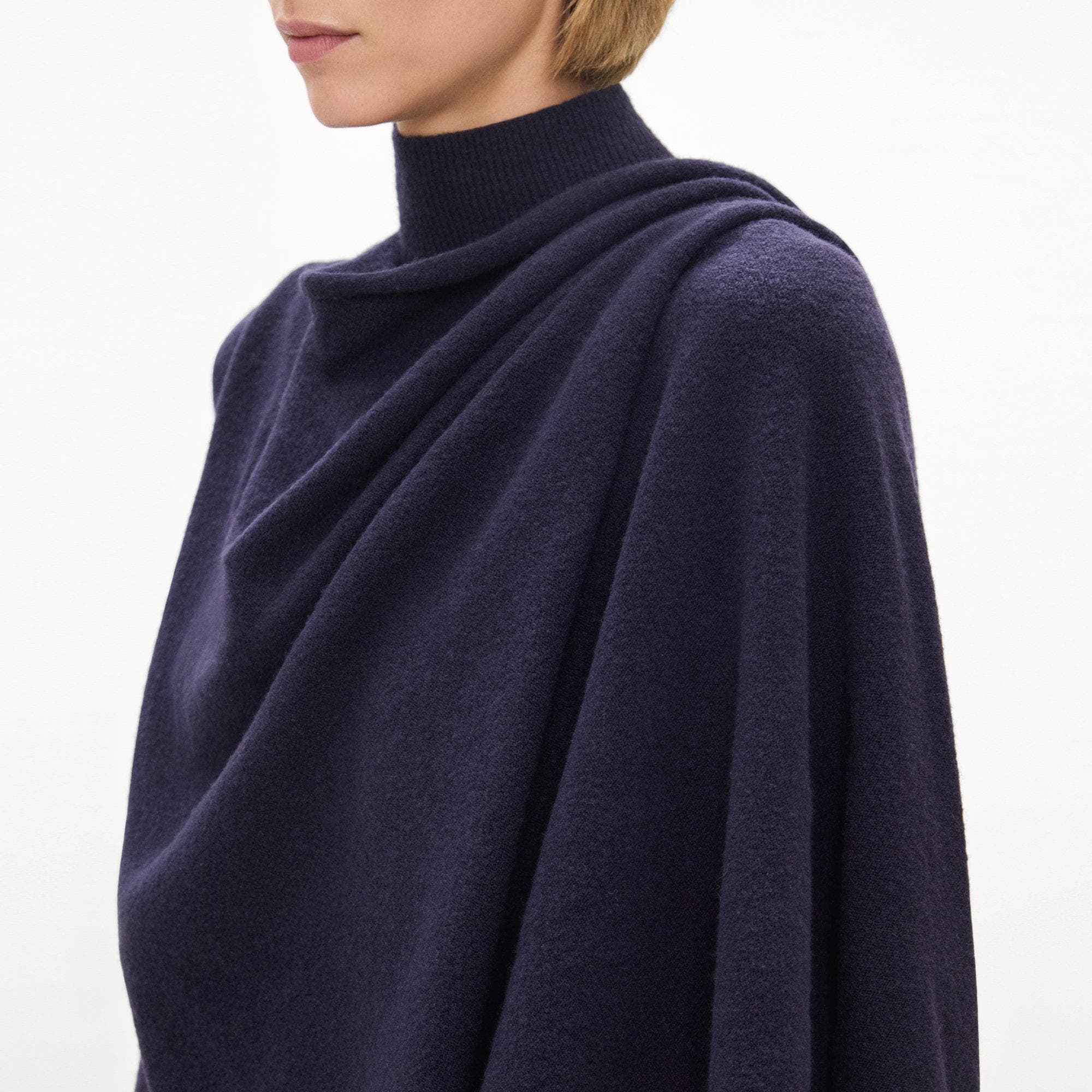 Scarf Sweater in Astor Wool
