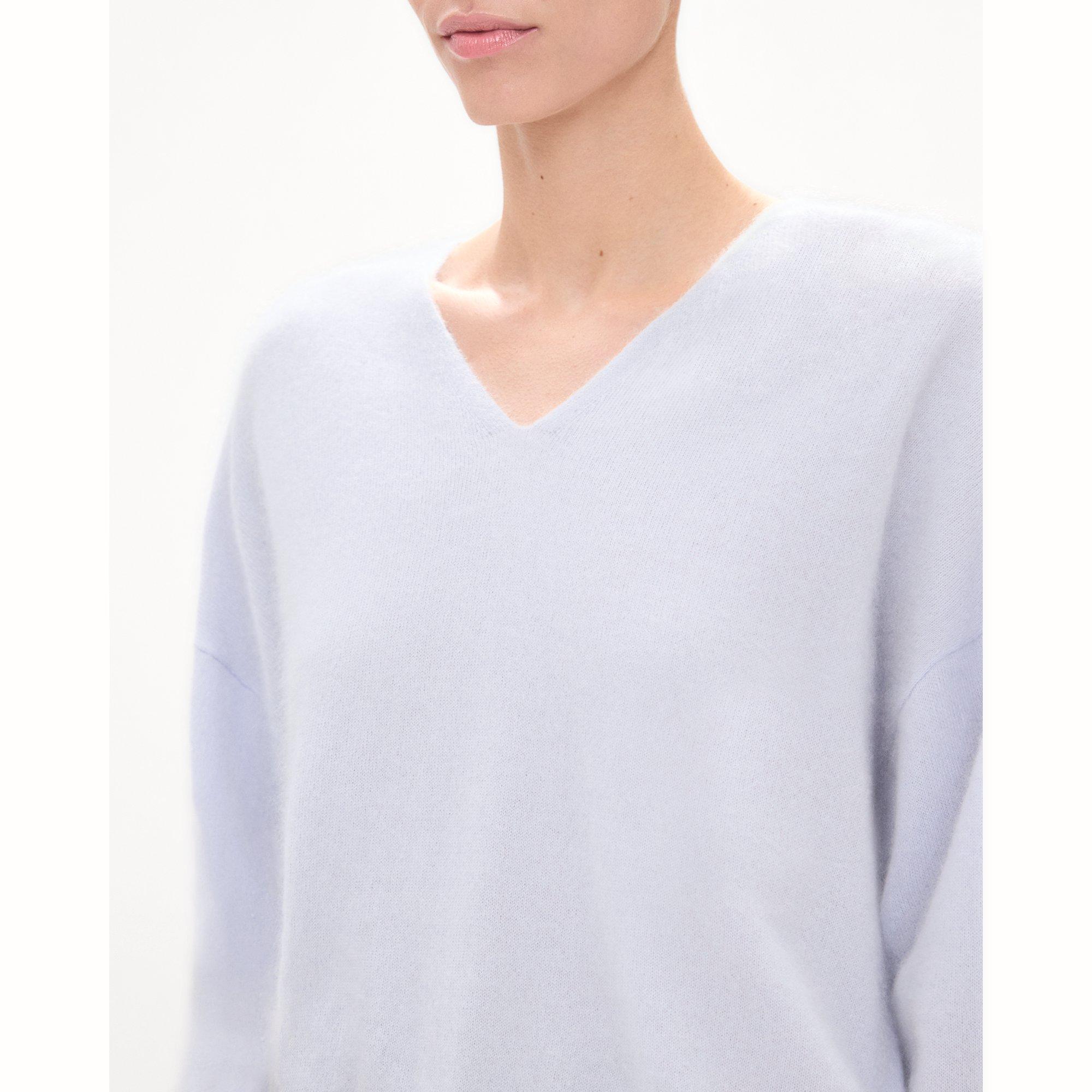 Relaxed V-Neck Sweater in Brushed Cashmere