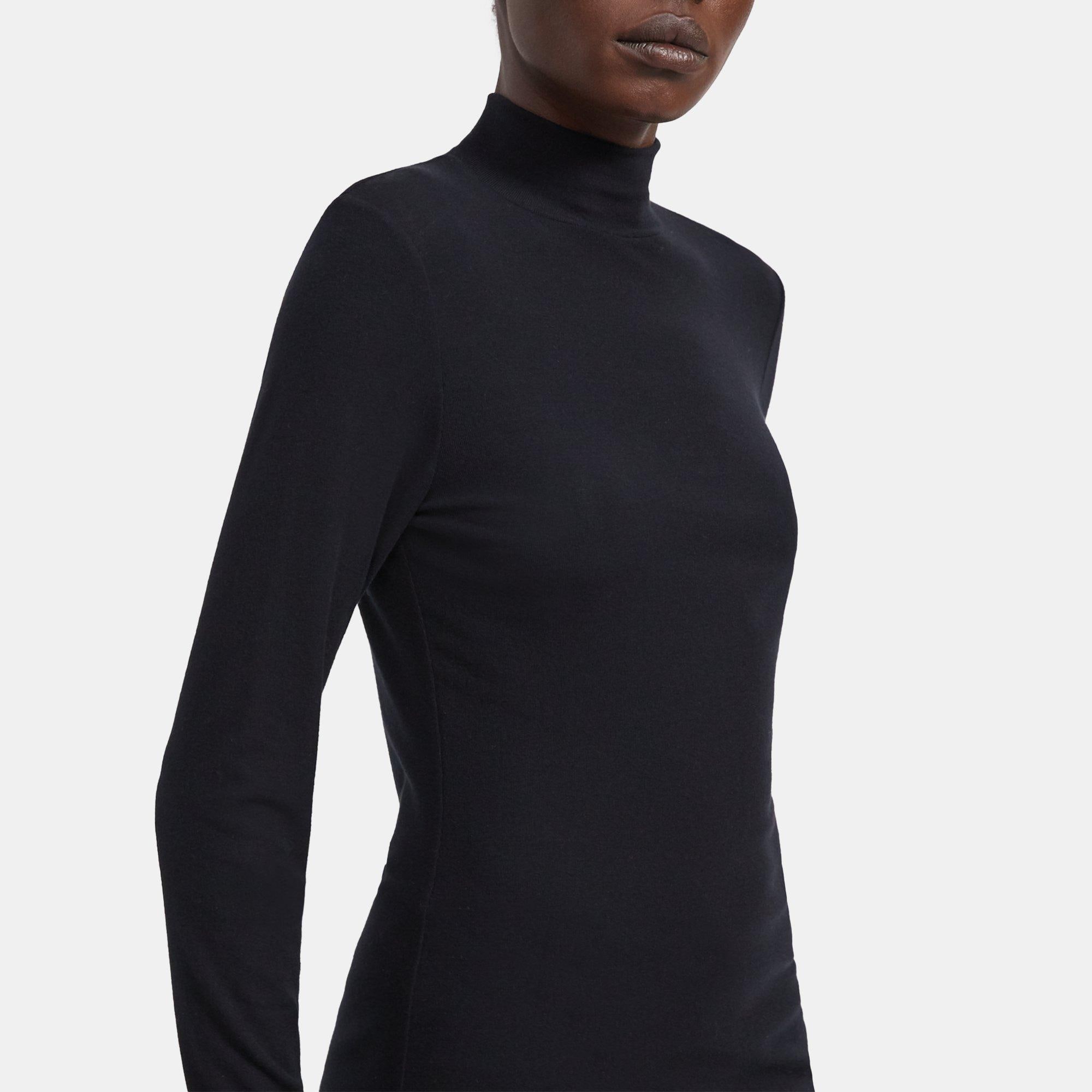 Fabletics Jess Gray L/S Ribbed Turtleneck Layer M  Turtleneck layering,  Ribbed turtleneck, Turtle neck