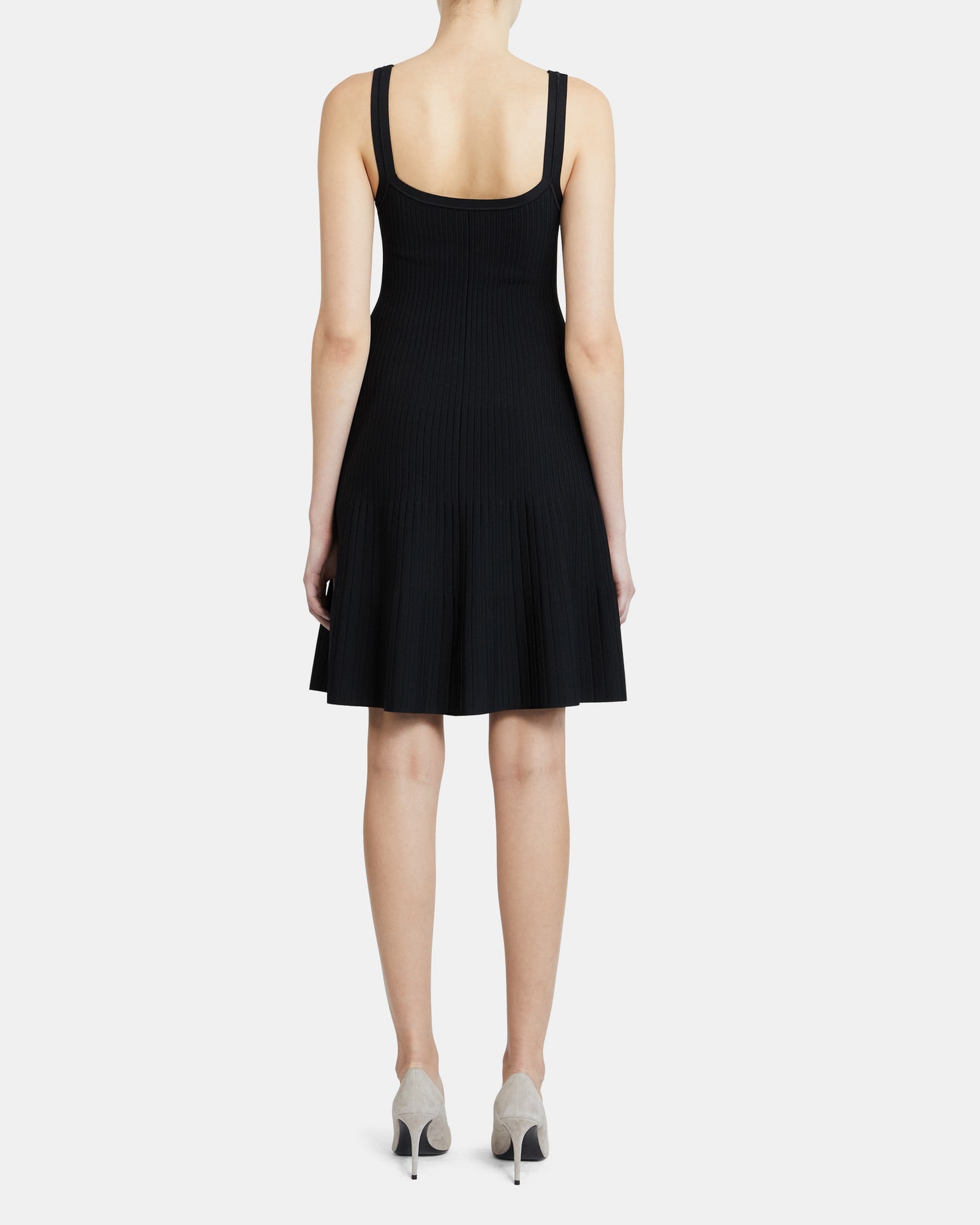 KNIT PLEAT DRESS | Theory Outlet