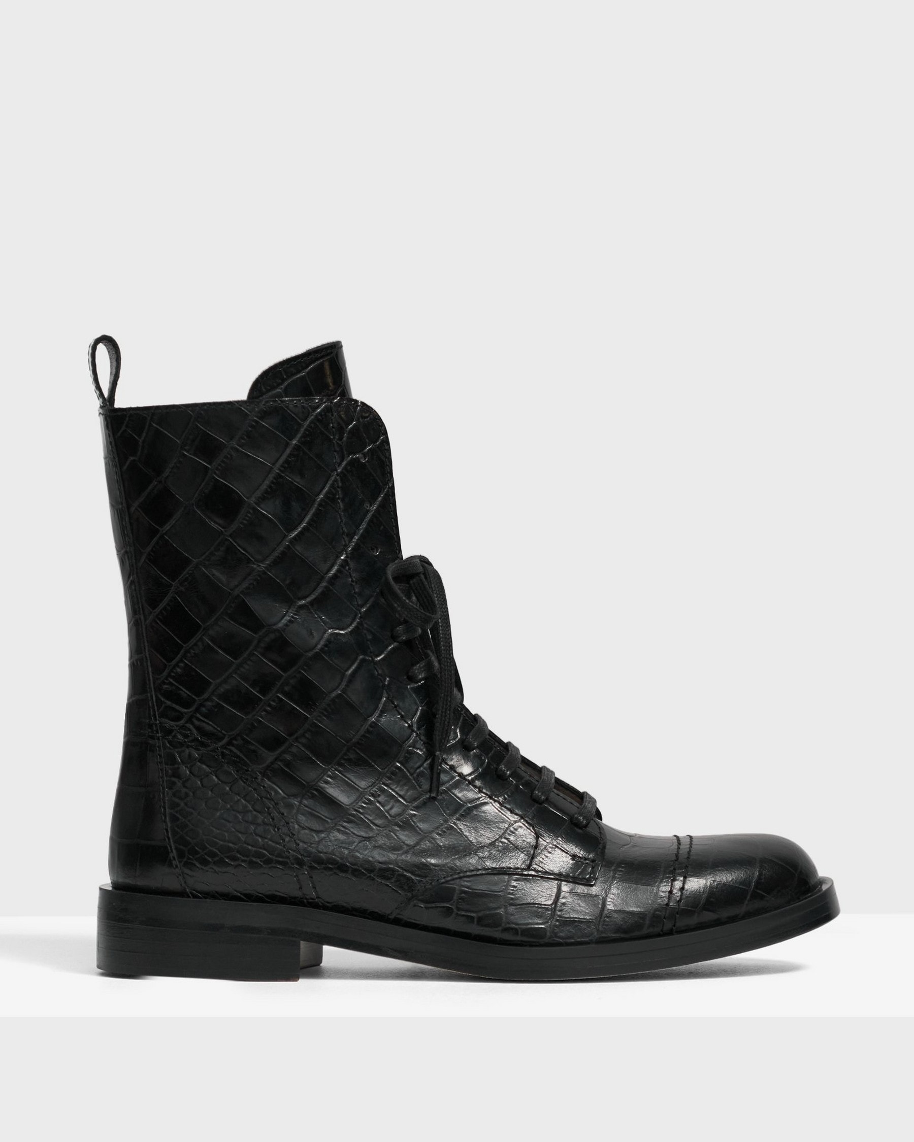 LACED BOOT
