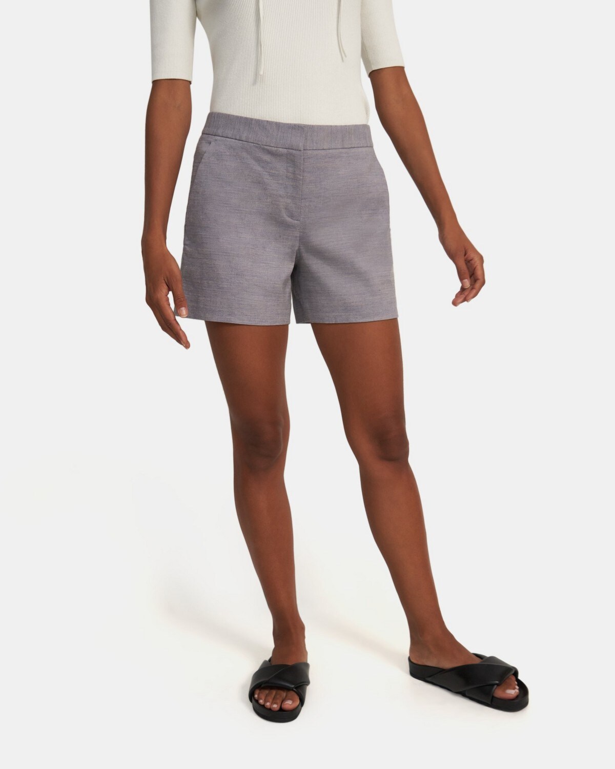Tailored Short in Textured Stretch Linen
