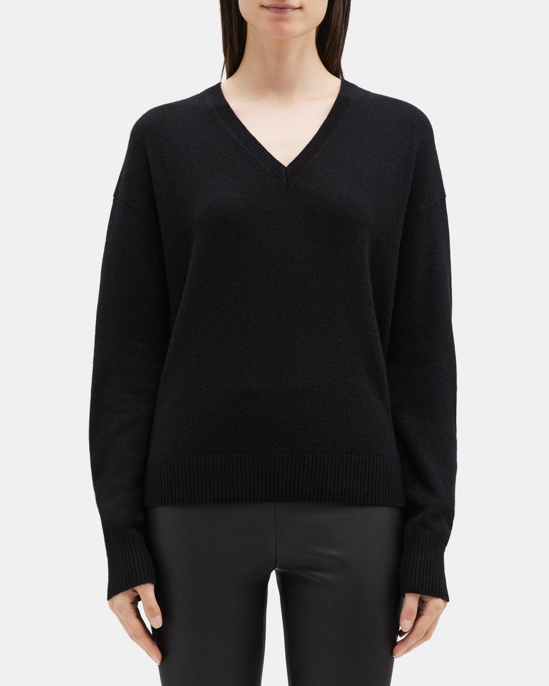 띠어리 Theory V-Neck Sweater in Cashmere,BLACK