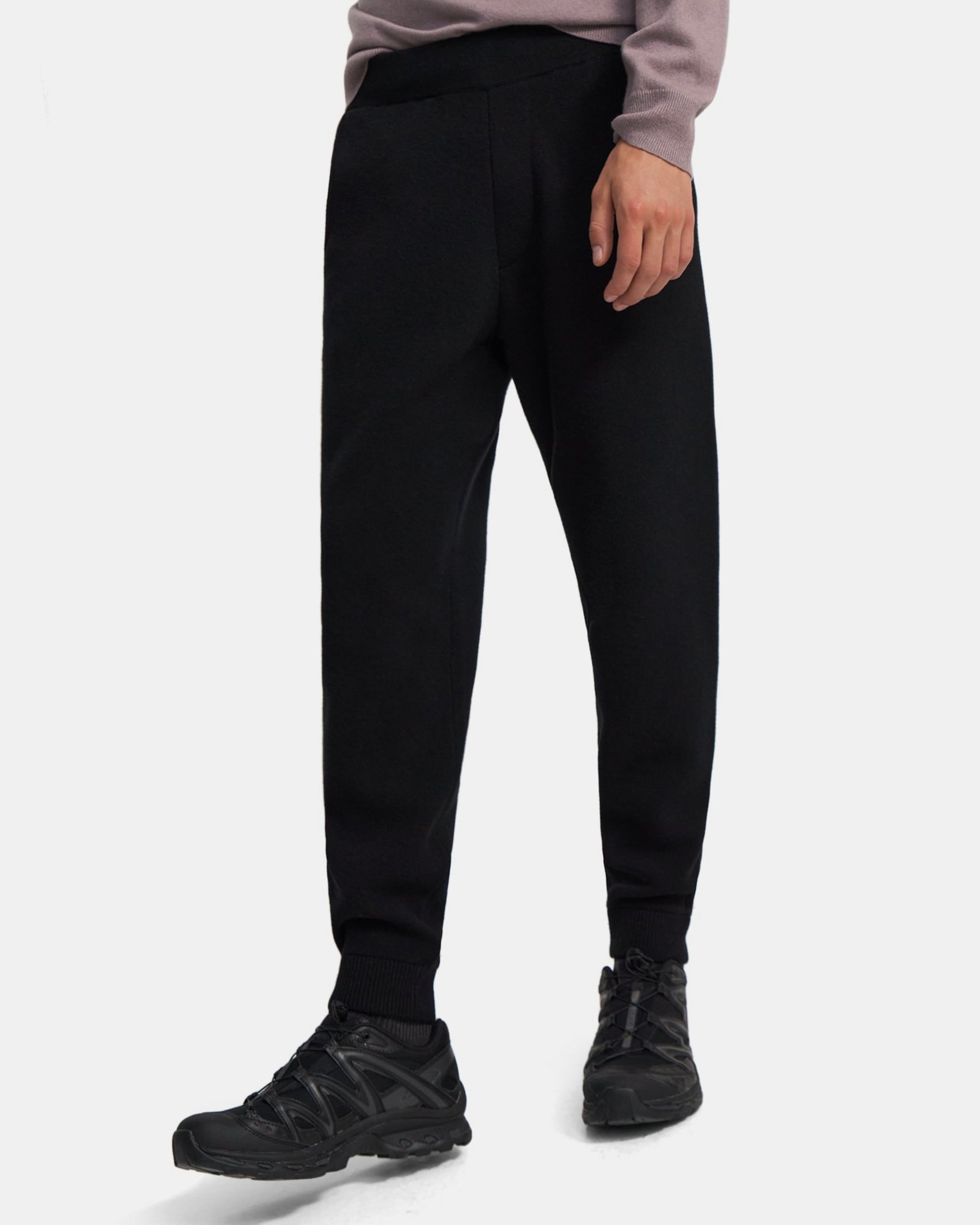 Theory Tapered Pant in Wool-Cashmere