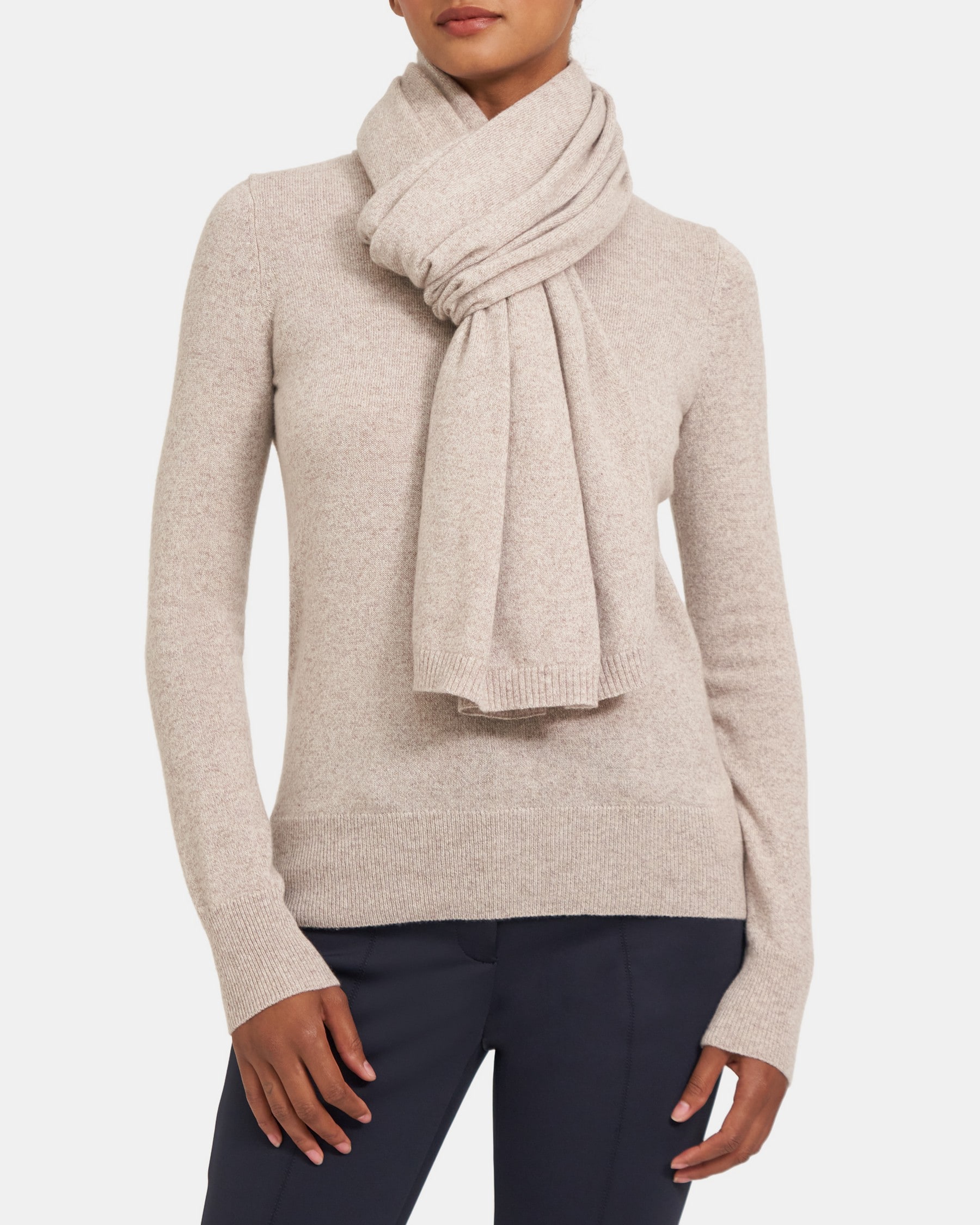 COZY SCARF | Theory Outlet