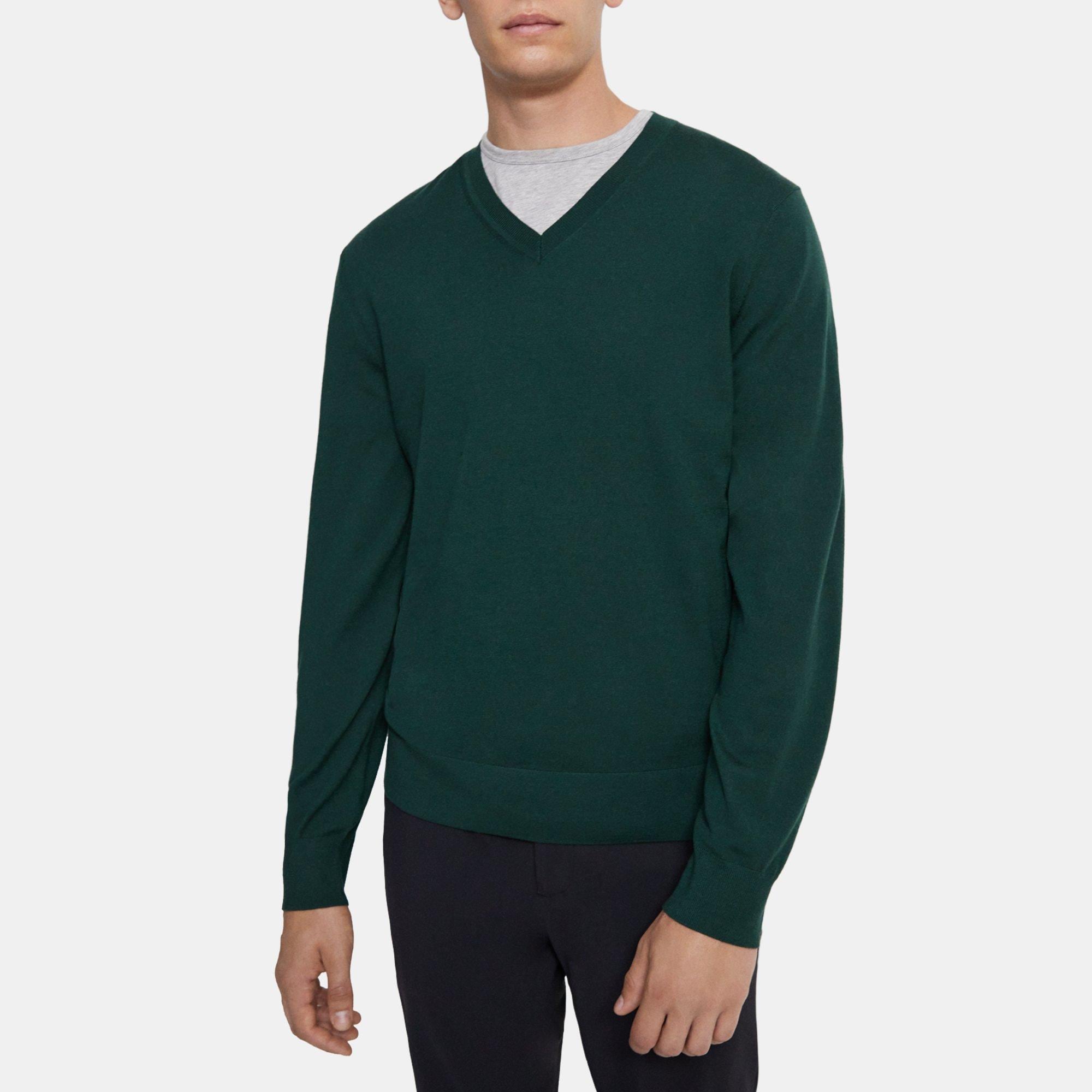띠어리 Theory V-Neck Sweater in Merino Wool,PINE