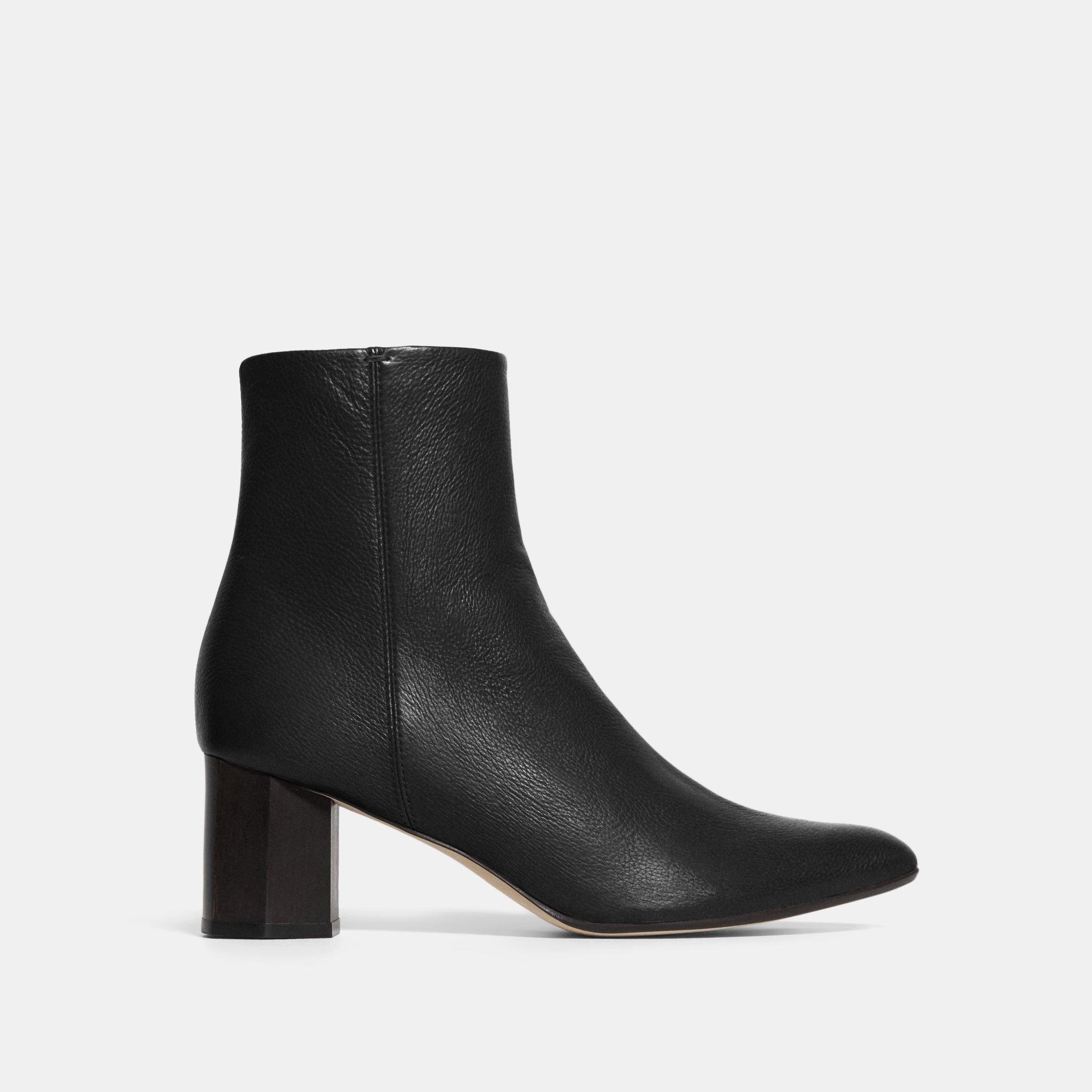 띠어리 Theory Ankle Bootie in Leather,BLACK