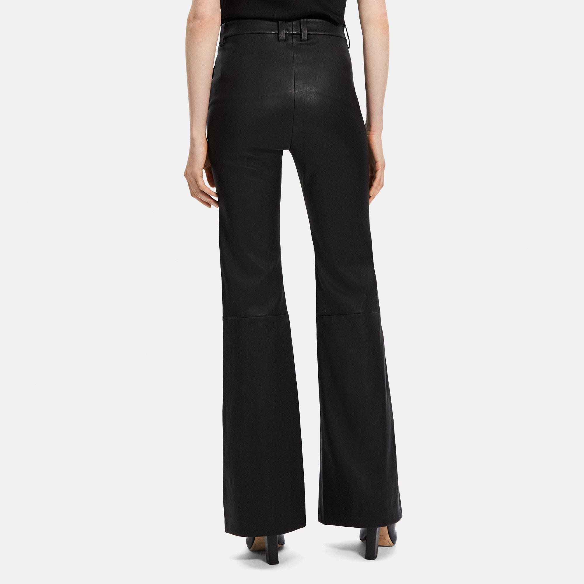 Leatherlook flared broek zwart met high waist model