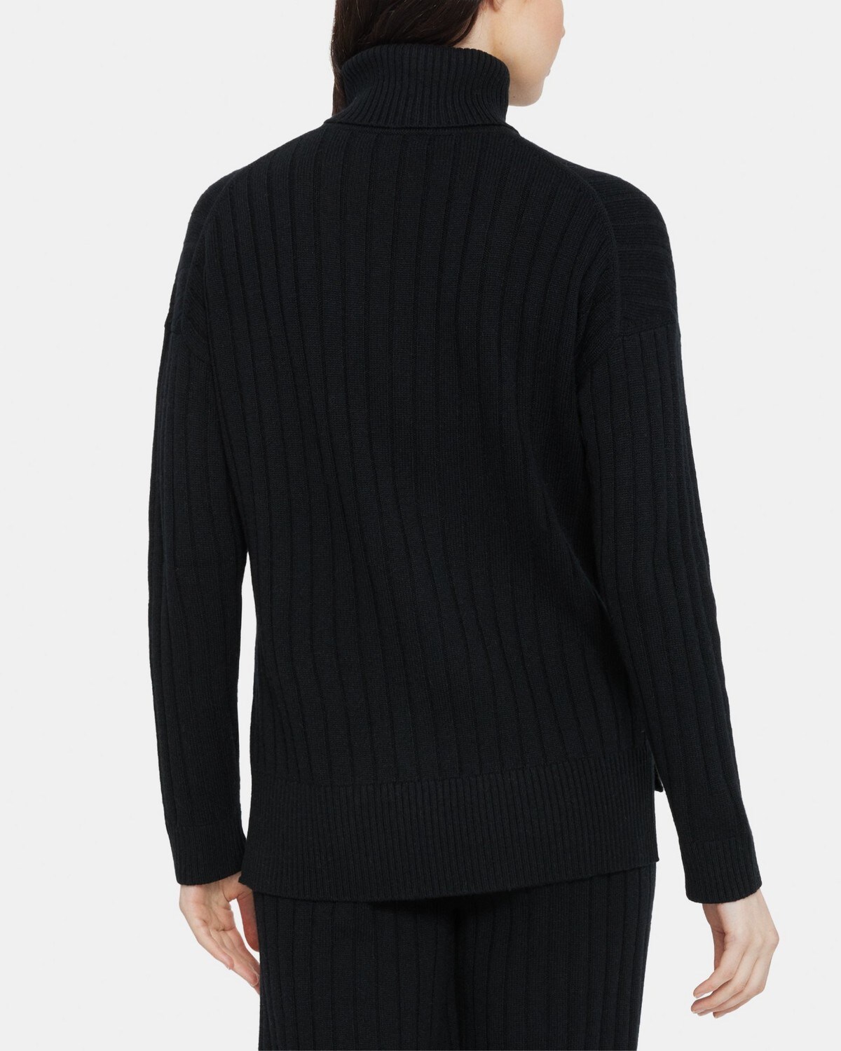 Ribbed Turtleneck in Wool-Cashmere