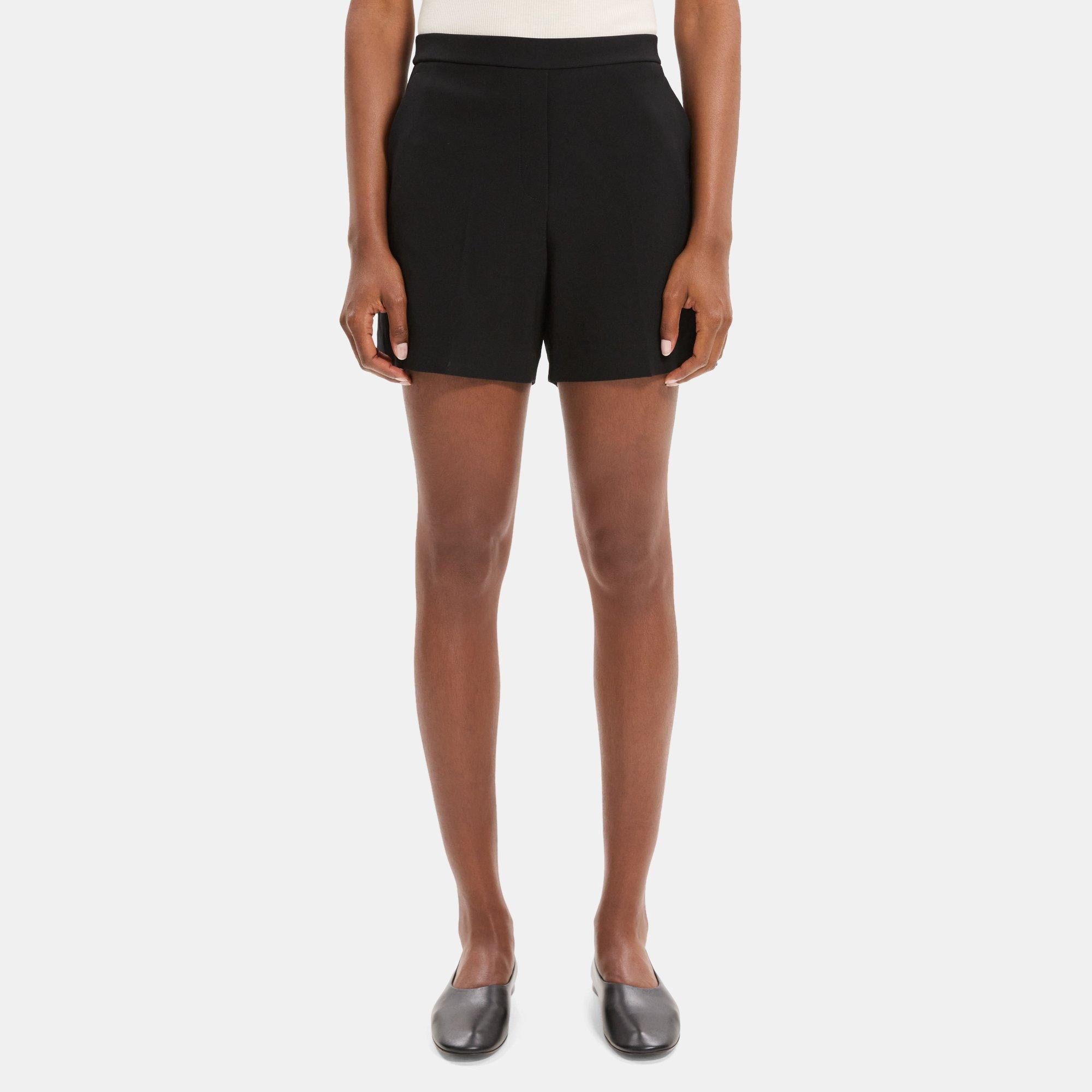 Theory Easy Pull-On Short in Crepe
