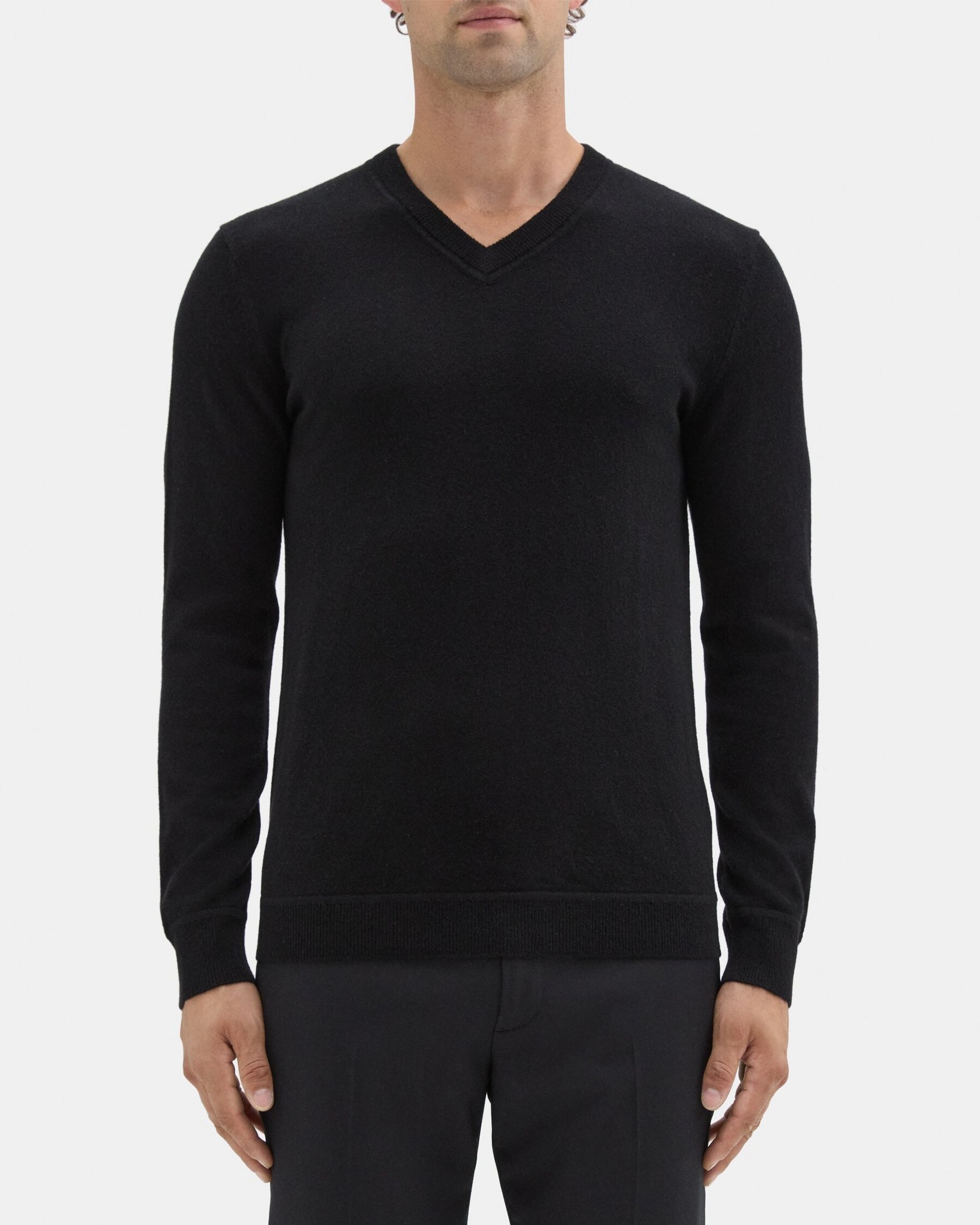 띠어리 Theory V-Neck Sweater in Cashmere,BLACK