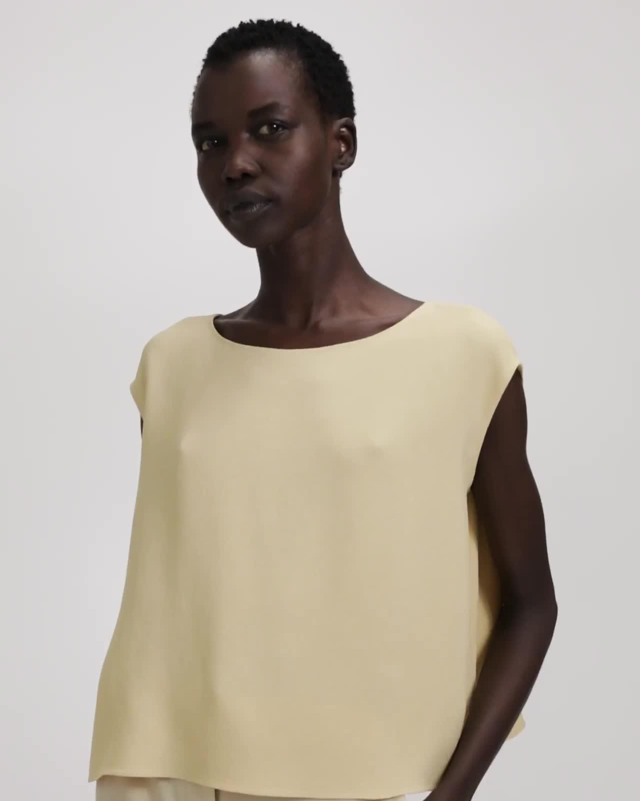 Cady Straight Easy Top