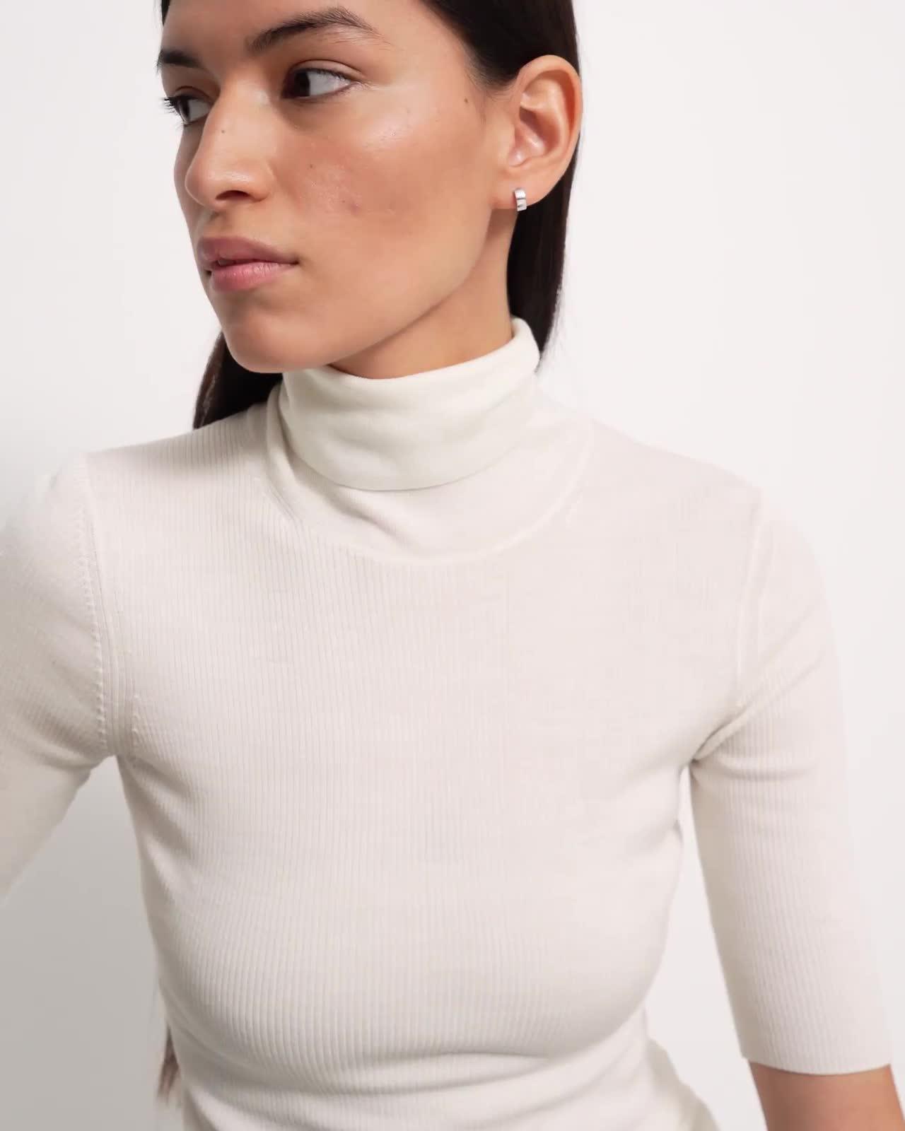 Leenda Short-Sleeve Turtleneck in Regal Wool