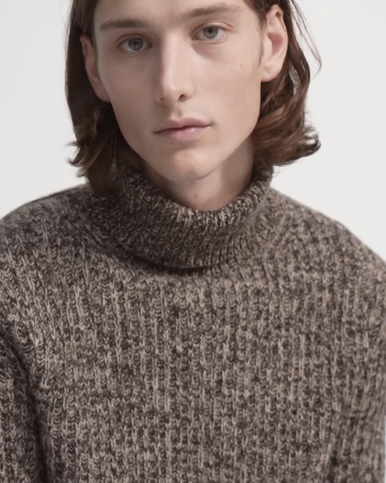 Turtleneck Sweater in Wool-Cashmere