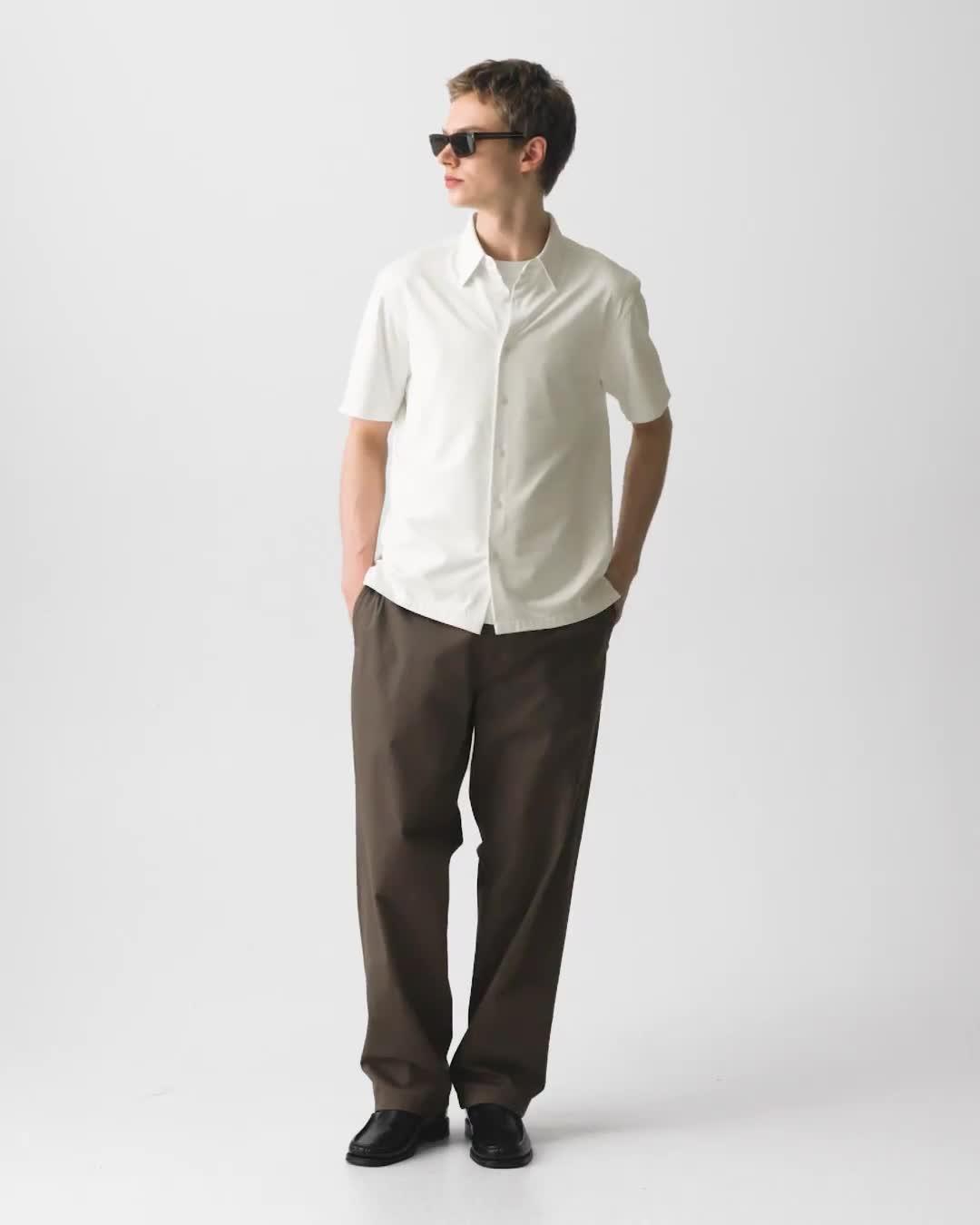 Irving Short-Sleeve Shirt in Structure Knit