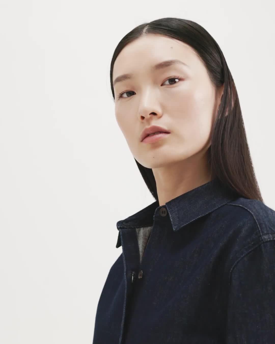 Cropped Shirt in Denim