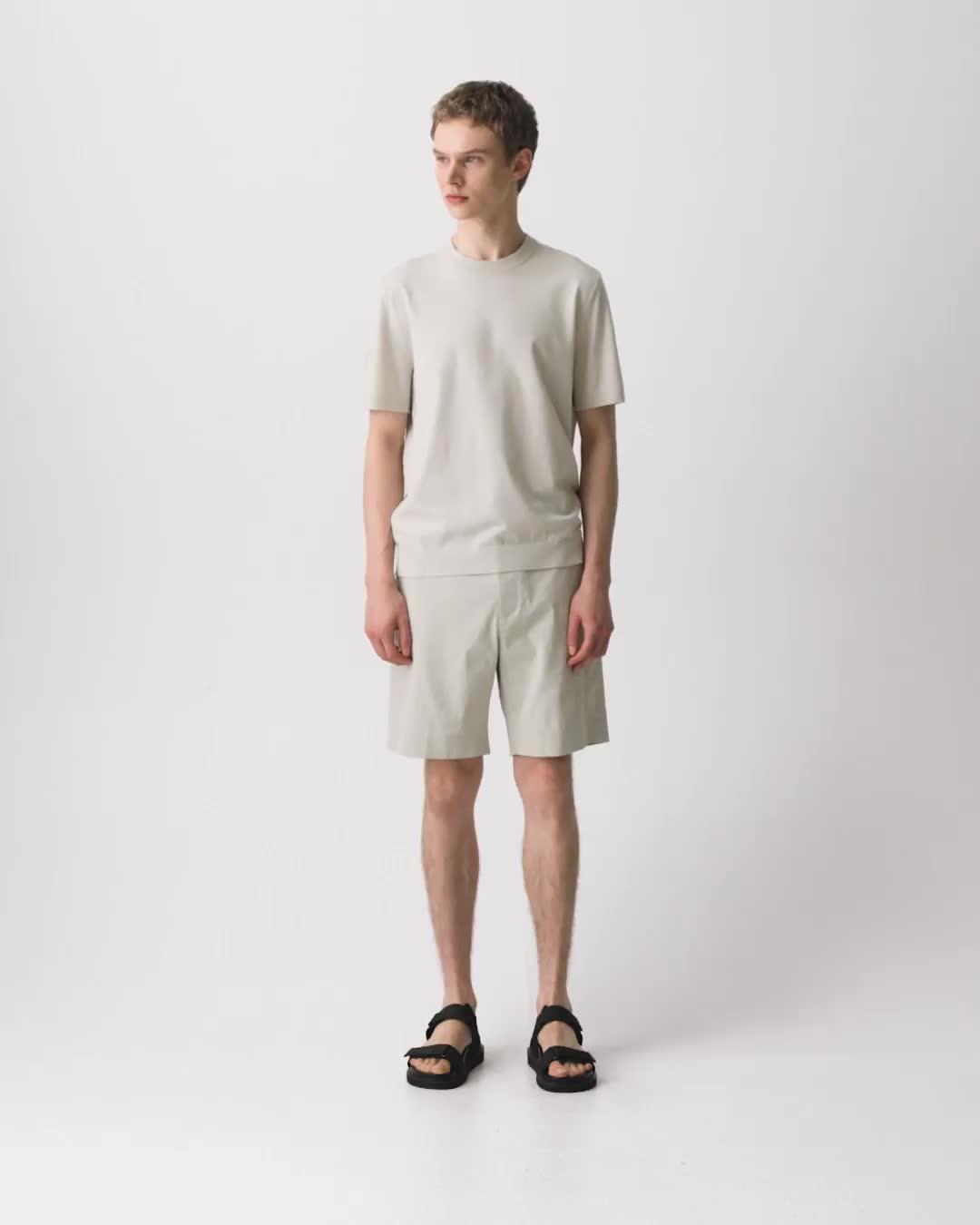 Soris Tee in Light Bilen