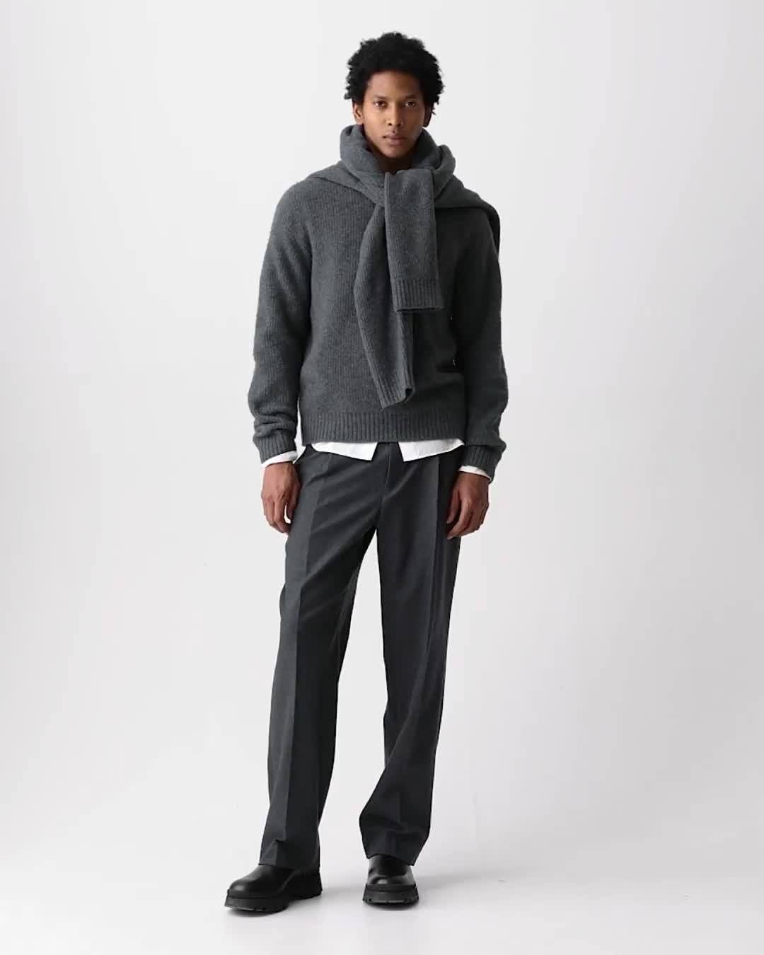 Relaxed Pleat Pant in Cashmere-Blend Flannel