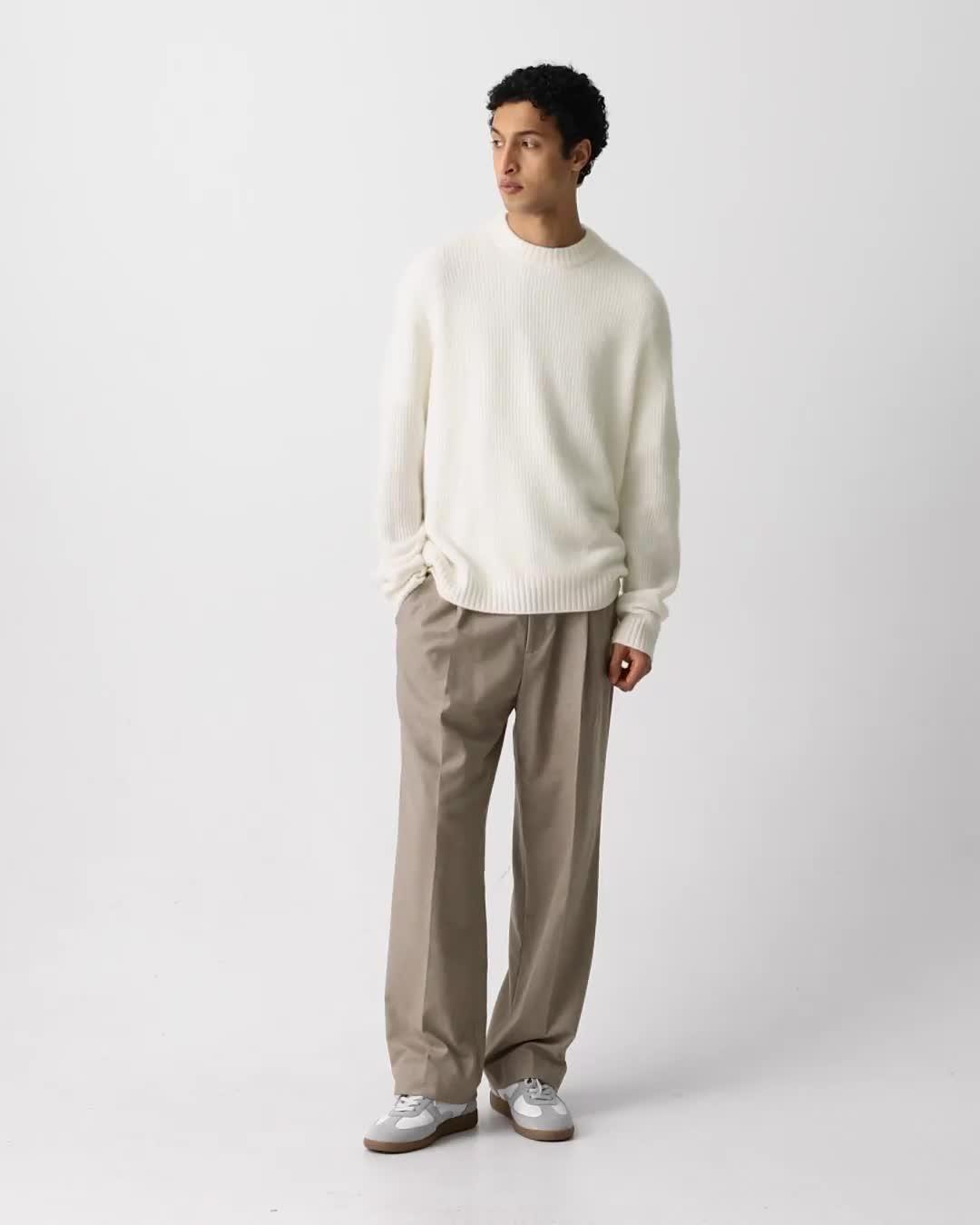 Relaxed Crewneck Sweater in Astor Wool