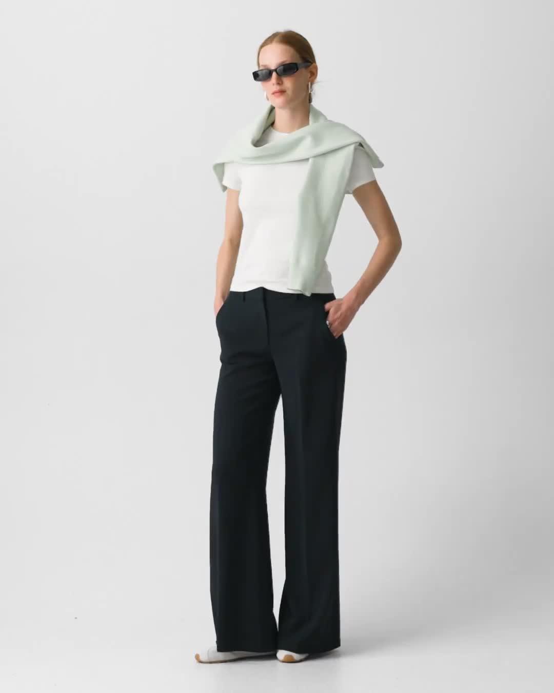 Fluid Flare Pant, 33'' in Admiral Crepe