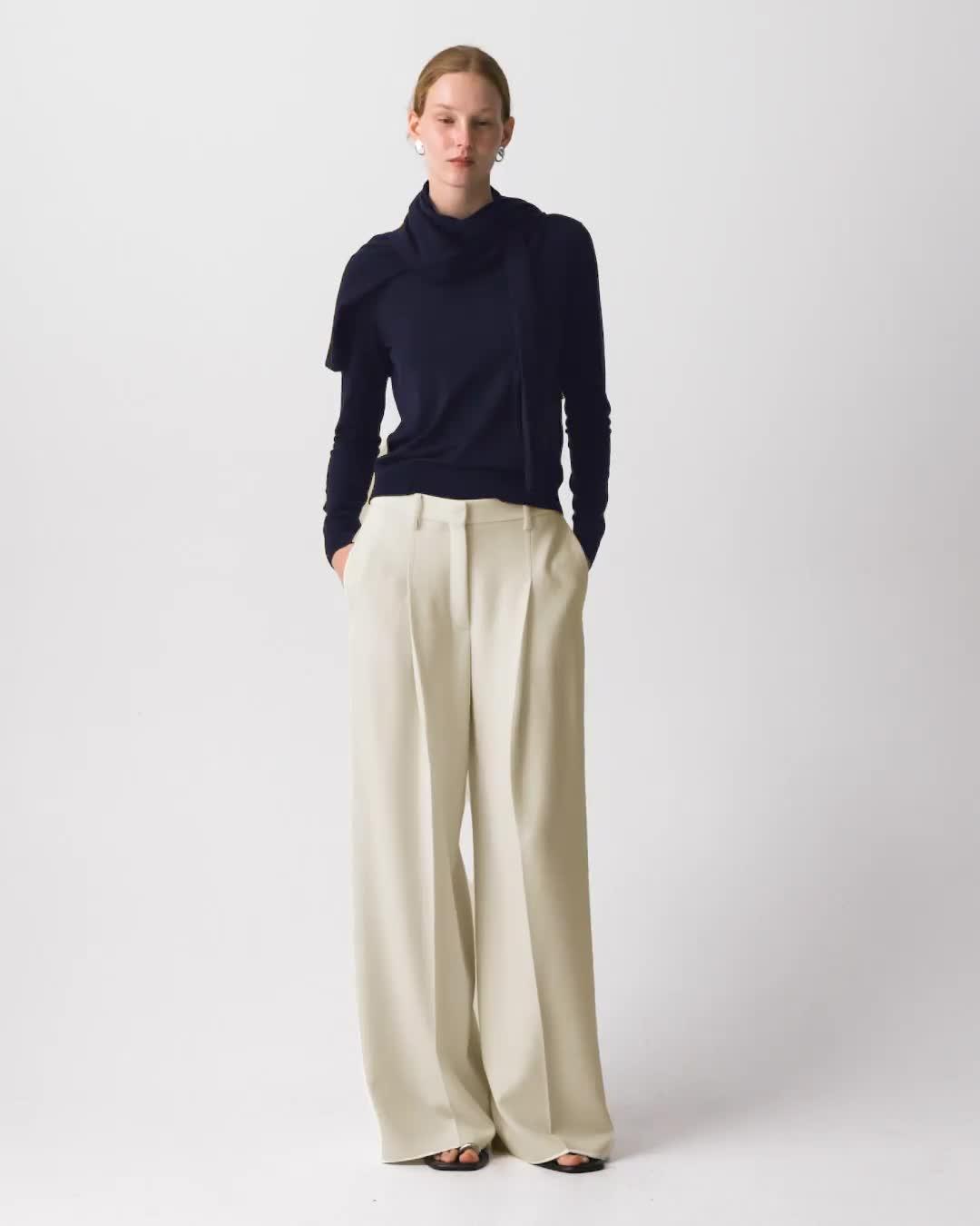 Pleated Wide-Leg Pant, 30'' in Admiral Crepe