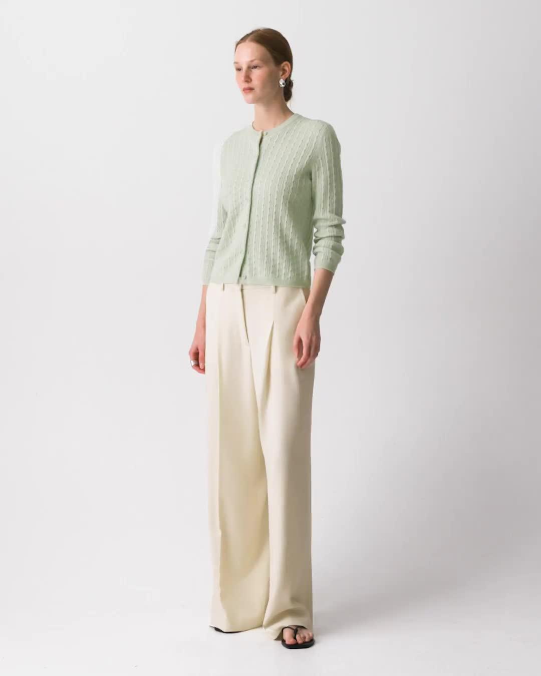 Cable-Knit Cardigan in Cashmere