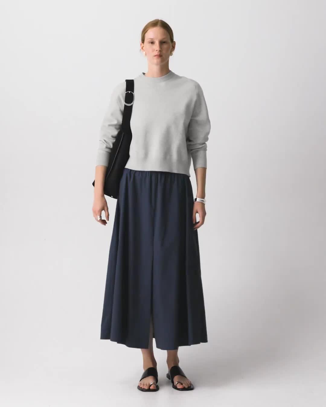 Vented Skirt in Relaxed Poplin