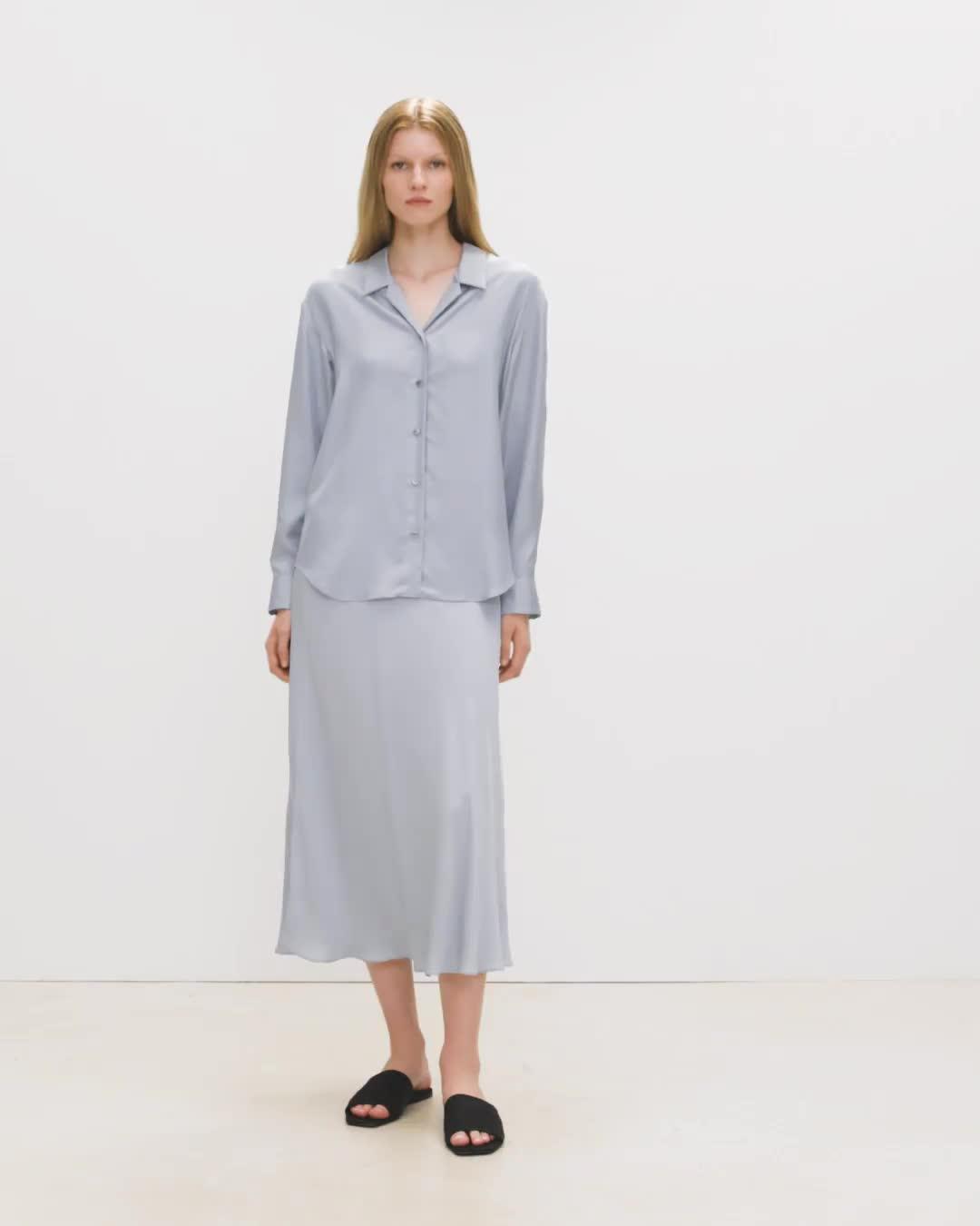 Boxy Button-Up Shirt in Mod Silk Twill