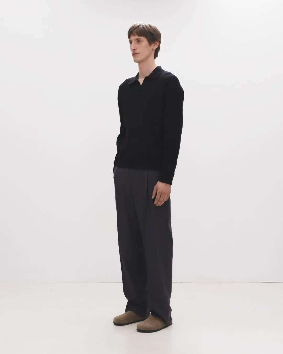 Open Collar Sweater in Light Bilen