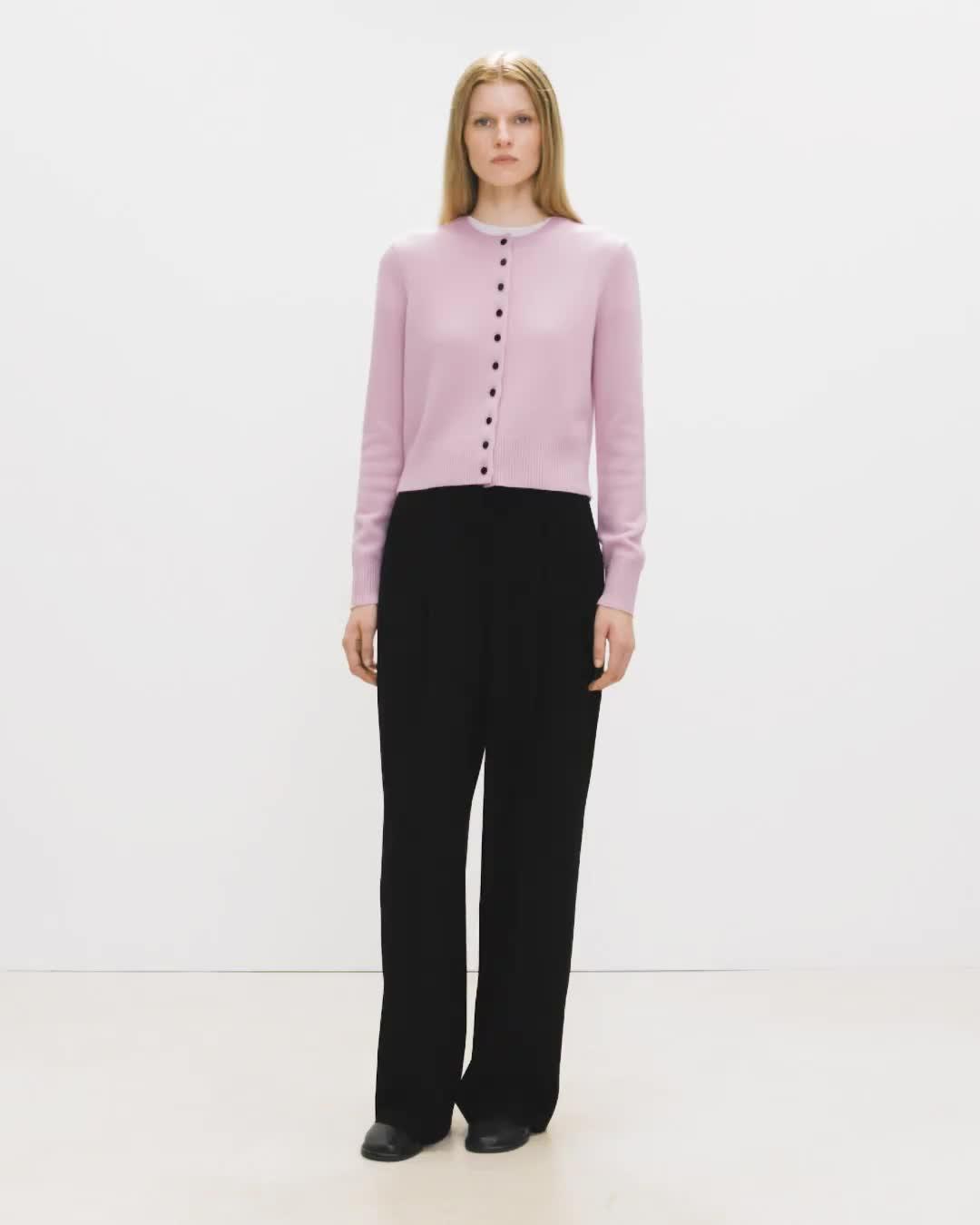 Crewneck Button-Up Cardigan in Cashmere