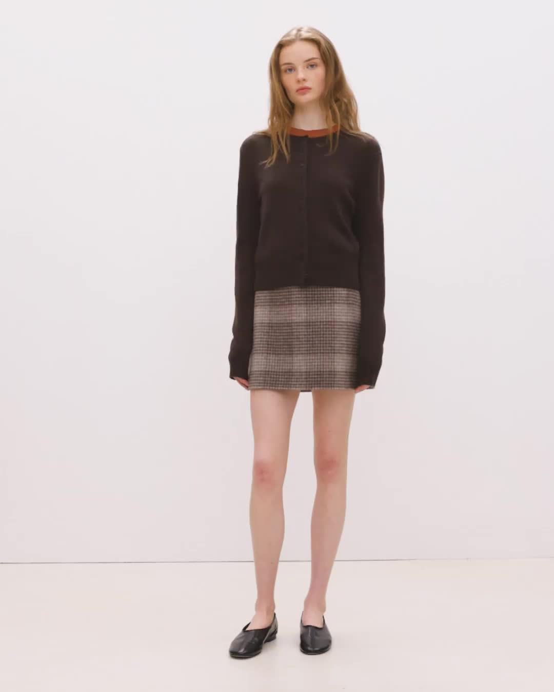 Crewneck Button-Up Cardigan in Cashmere