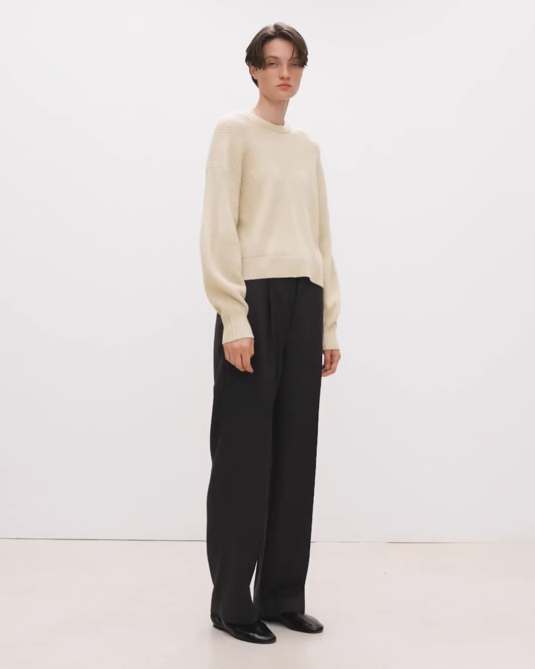 Textured Crewneck Sweater in Cashmere